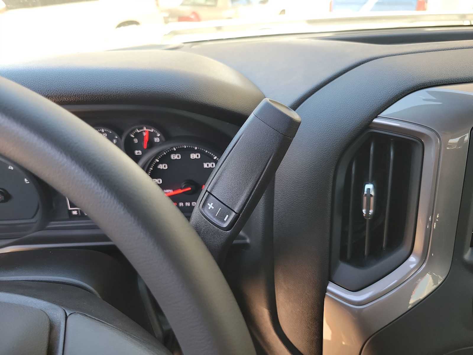 Thumbnail: 2026 Chevrolet Silverado 2500 - 17