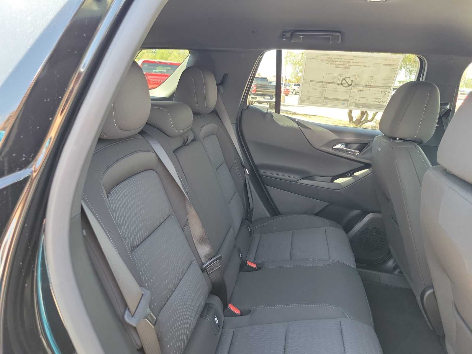 Thumbnail: 2026 Chevrolet Equinox - 13