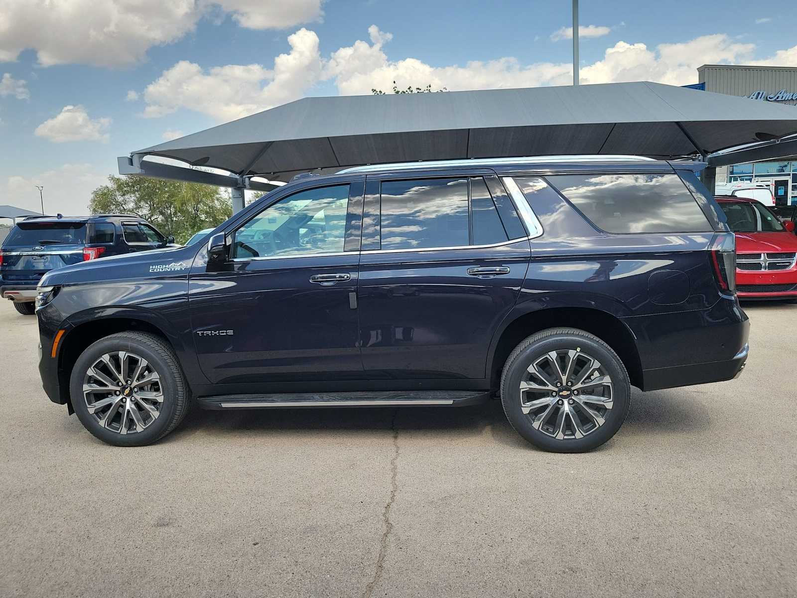 Thumbnail: 2025 Chevrolet Tahoe - 3