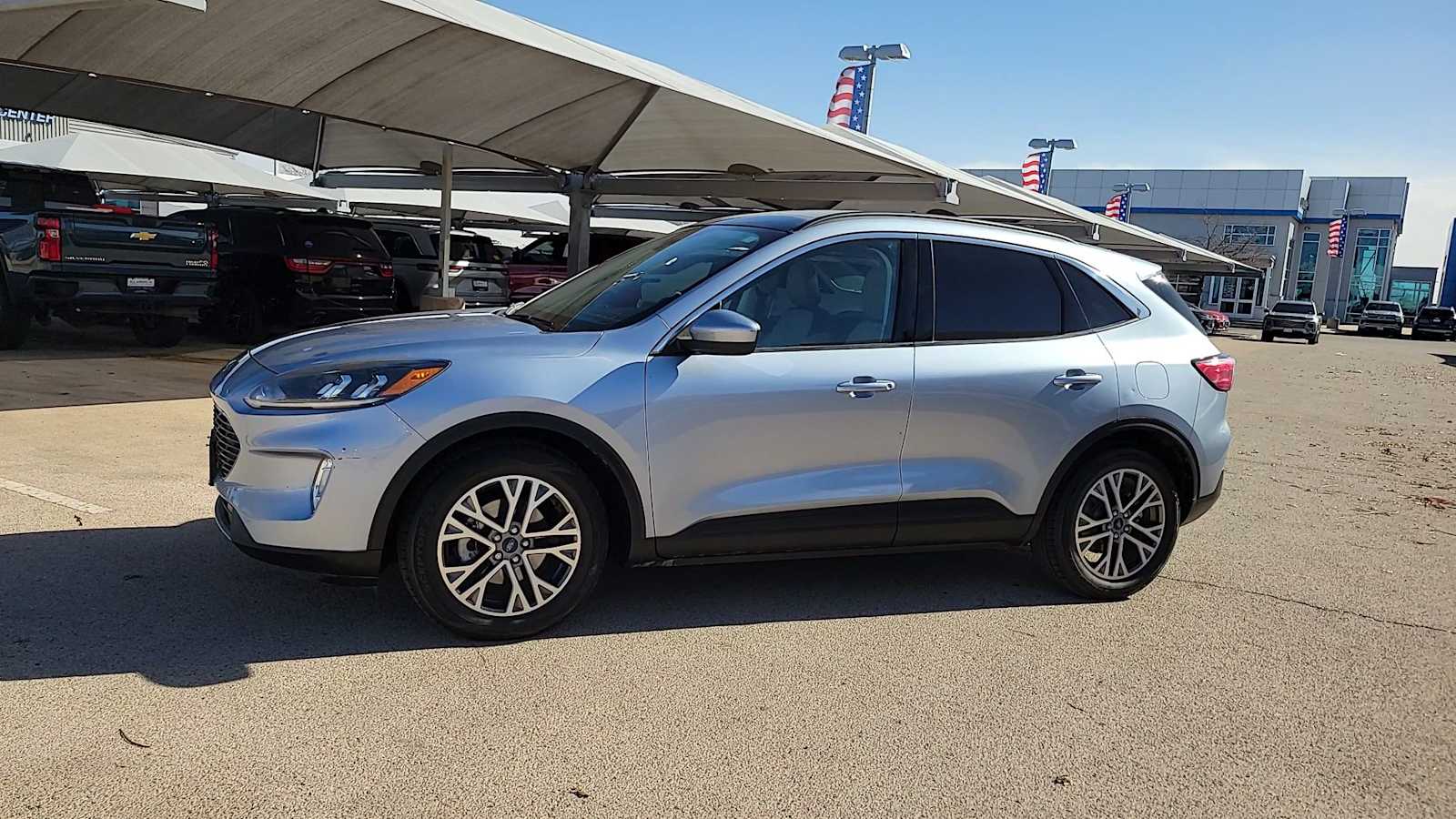 Thumbnail: 2022 Ford Escape - 6