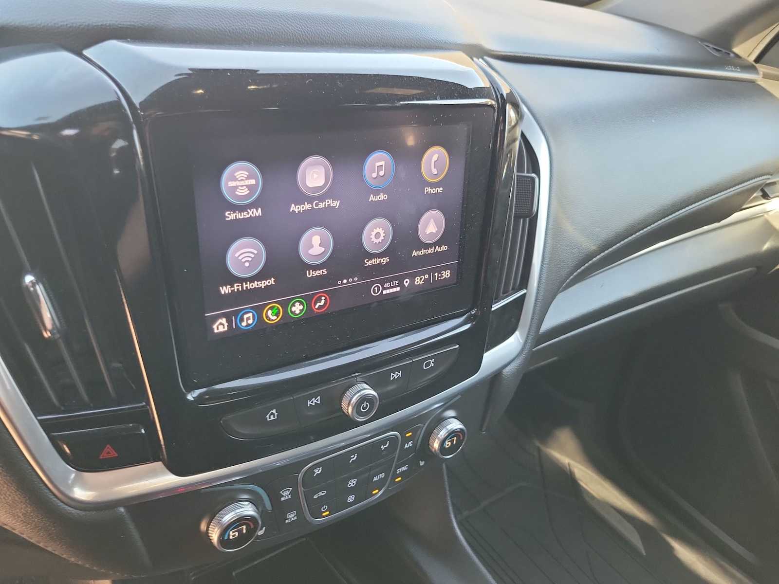 Thumbnail: 2022 Chevrolet Traverse - 20