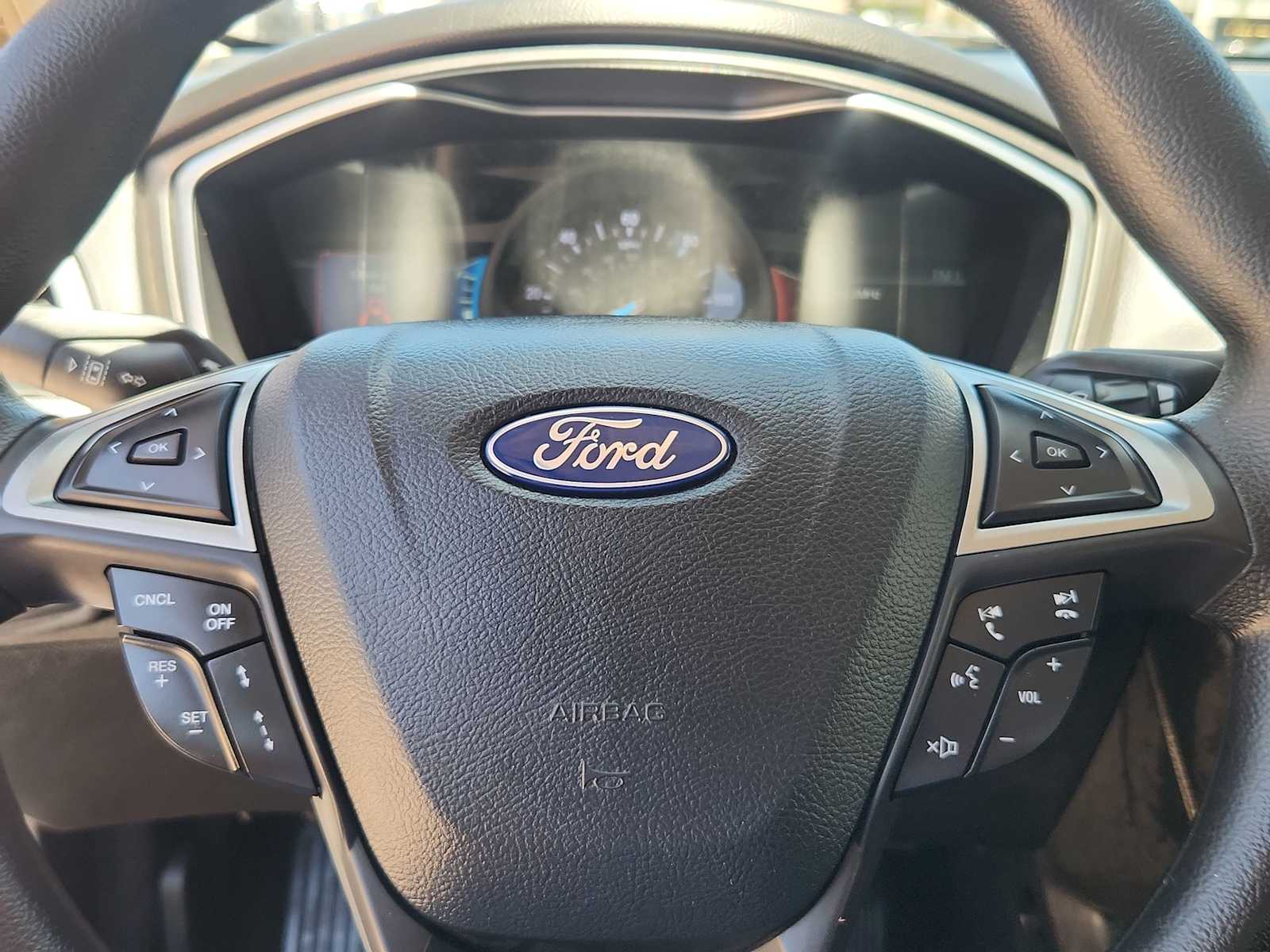 Thumbnail: 2019 Ford Fusion - 10