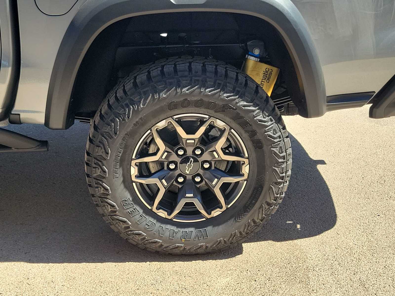 Thumbnail: 2026 Chevrolet Colorado - 12