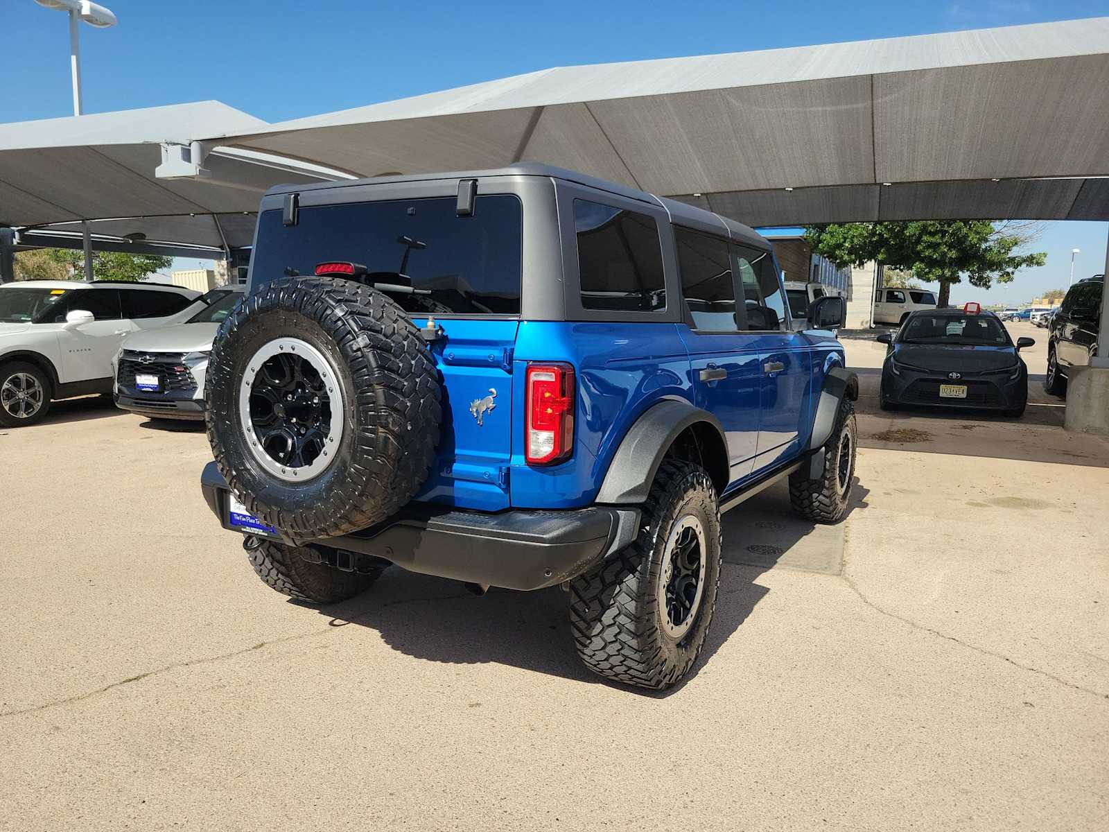 Thumbnail: 2023 Ford Bronco - 8