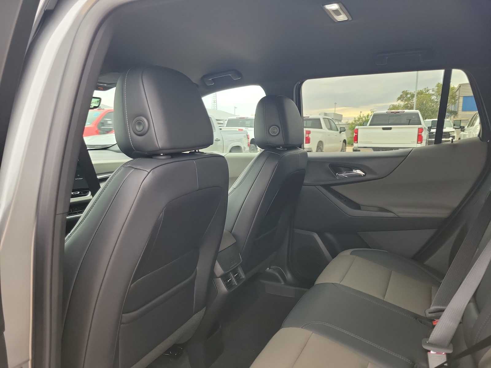 Thumbnail: 2026 Chevrolet Equinox - 16