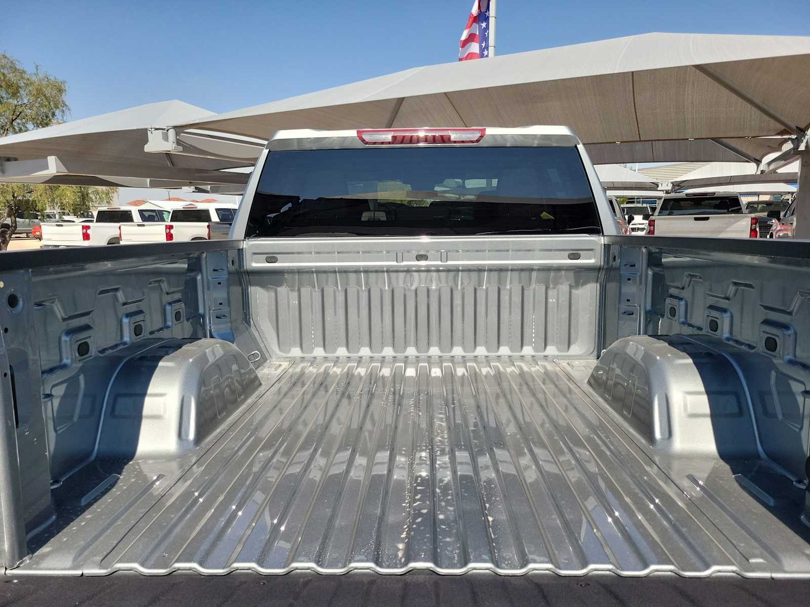 Thumbnail: 2026 Chevrolet Silverado 1500 - 27