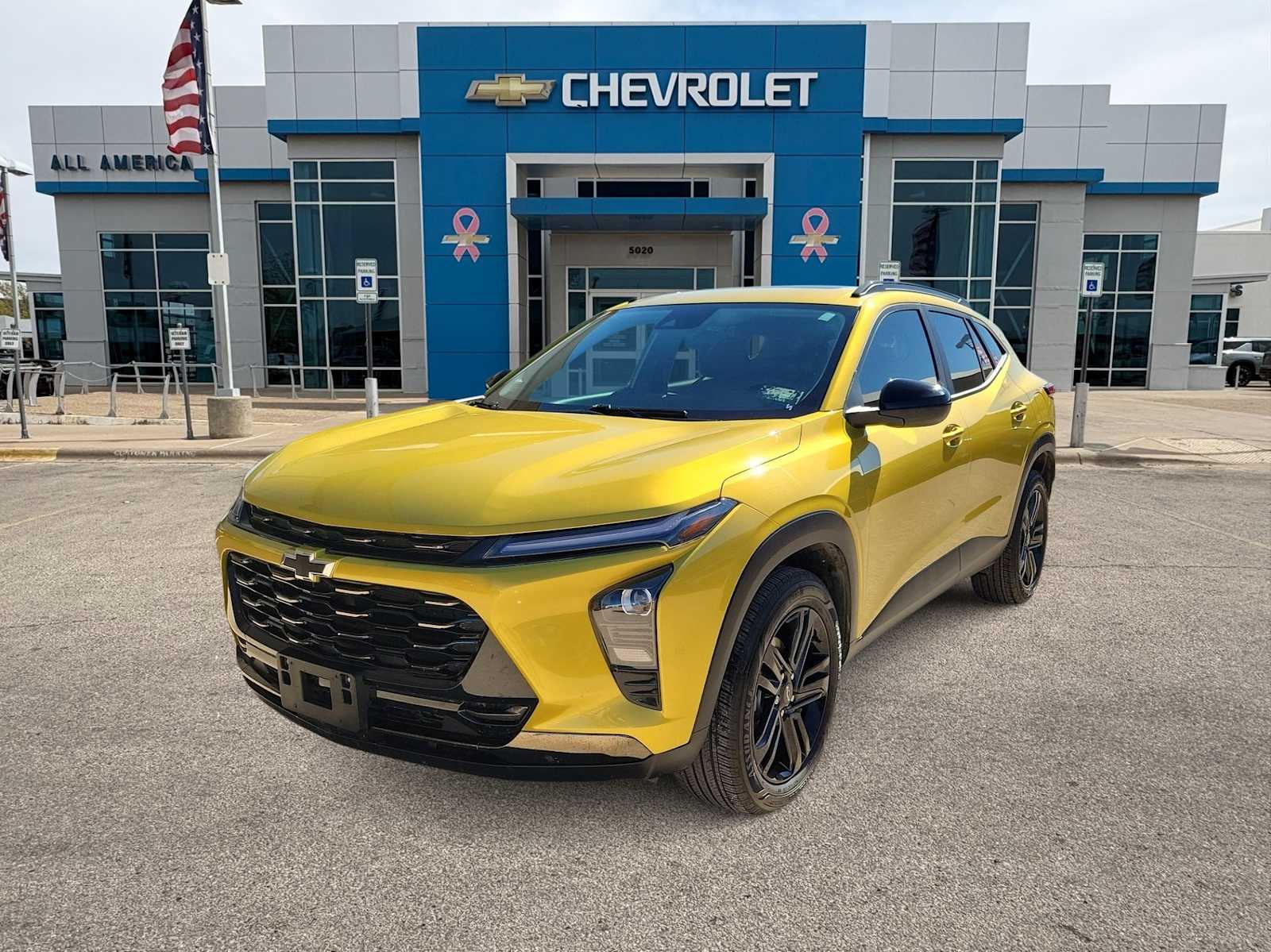 Thumbnail: 2024 Chevrolet Trax - 1