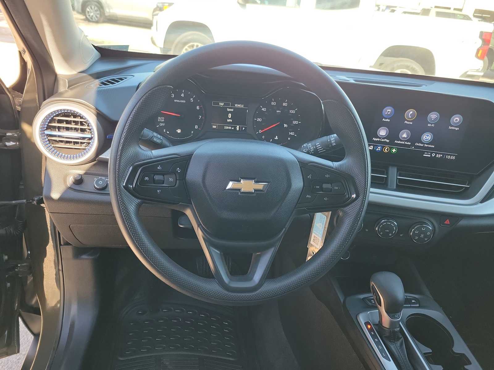 Thumbnail: 2024 Chevrolet Trax - 15