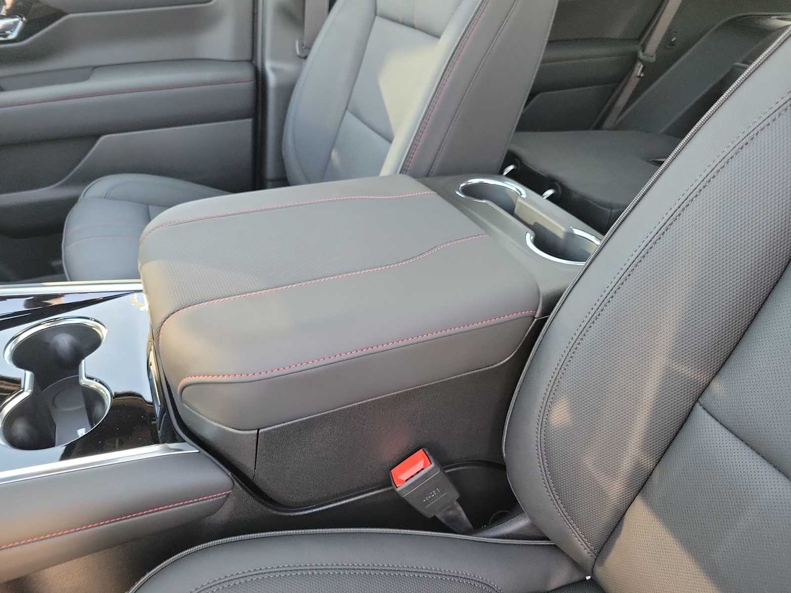 Thumbnail: 2026 Chevrolet Tahoe - 16