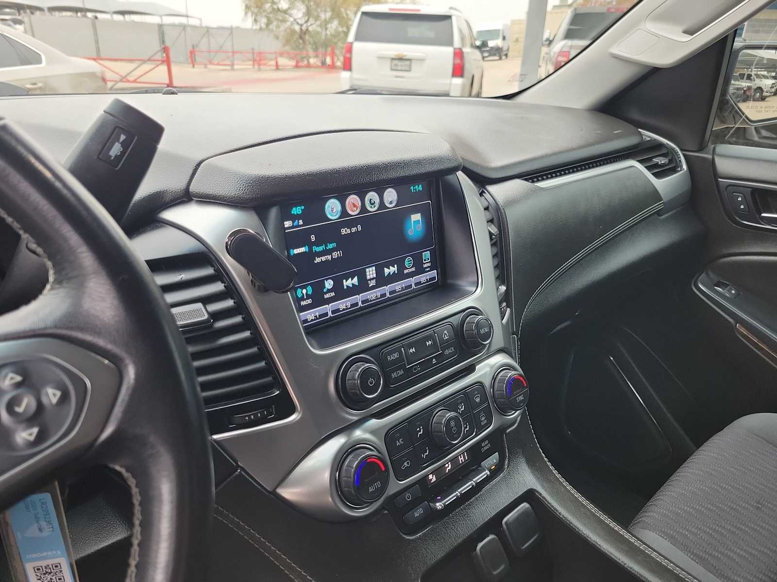 Thumbnail: 2020 Chevrolet Suburban - 20