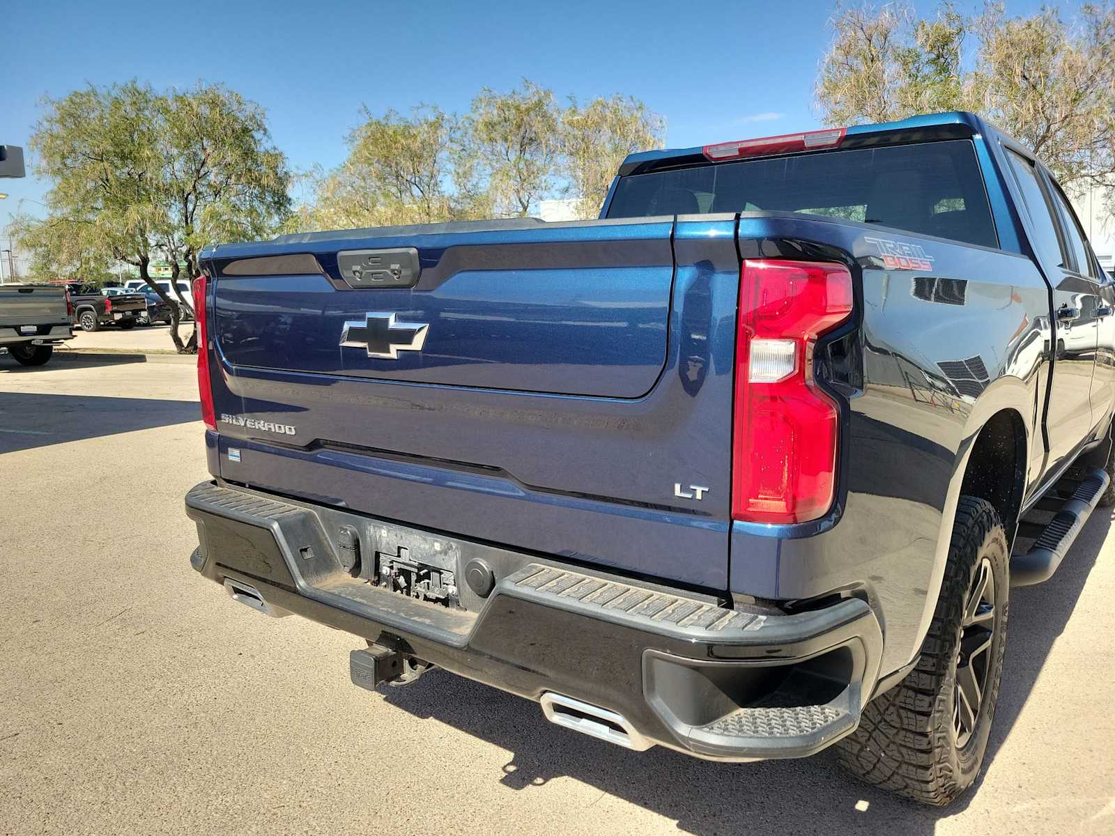 Thumbnail: 2023 Chevrolet Silverado 1500 - 19