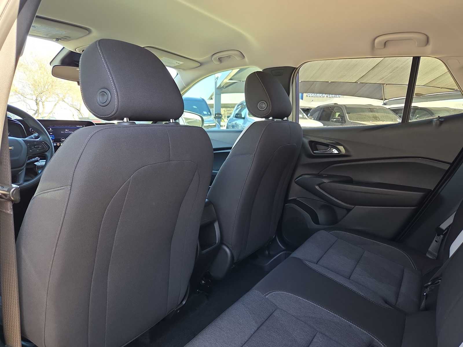 Thumbnail: 2024 Chevrolet Trax - 7