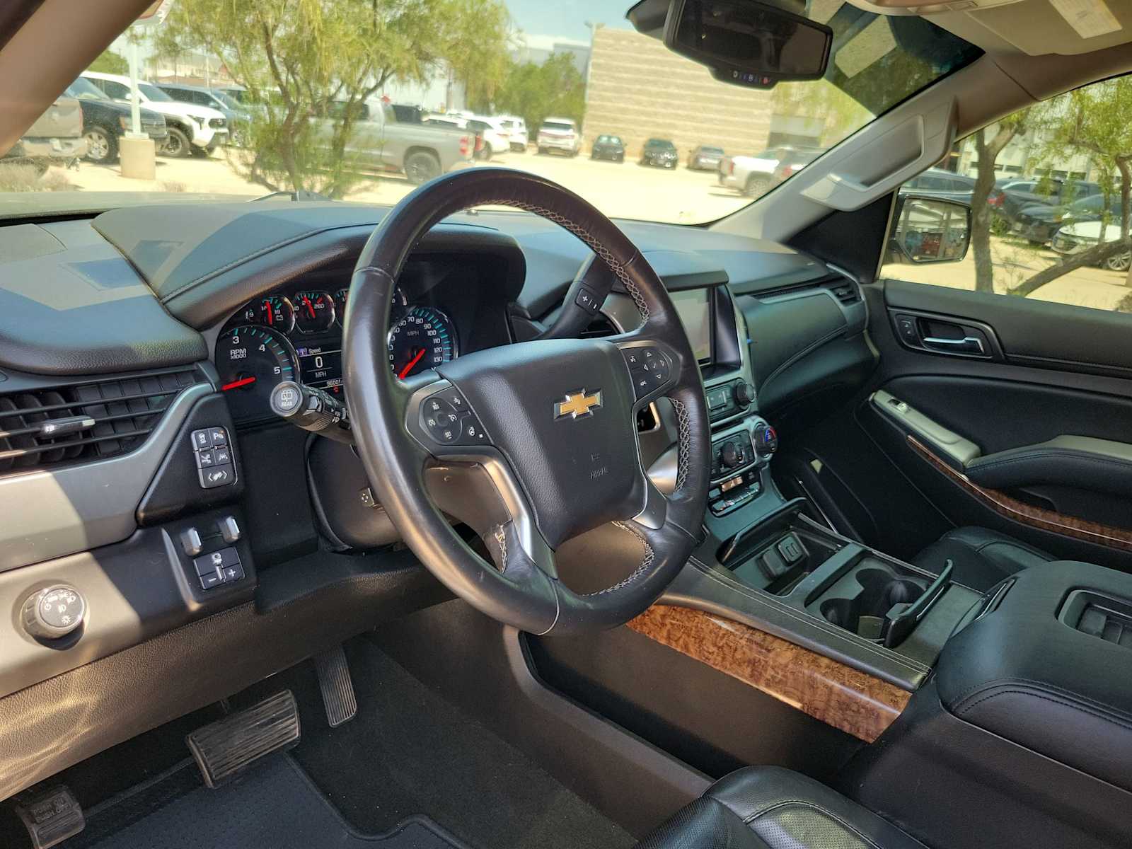 Thumbnail: 2017 Chevrolet Suburban - 2