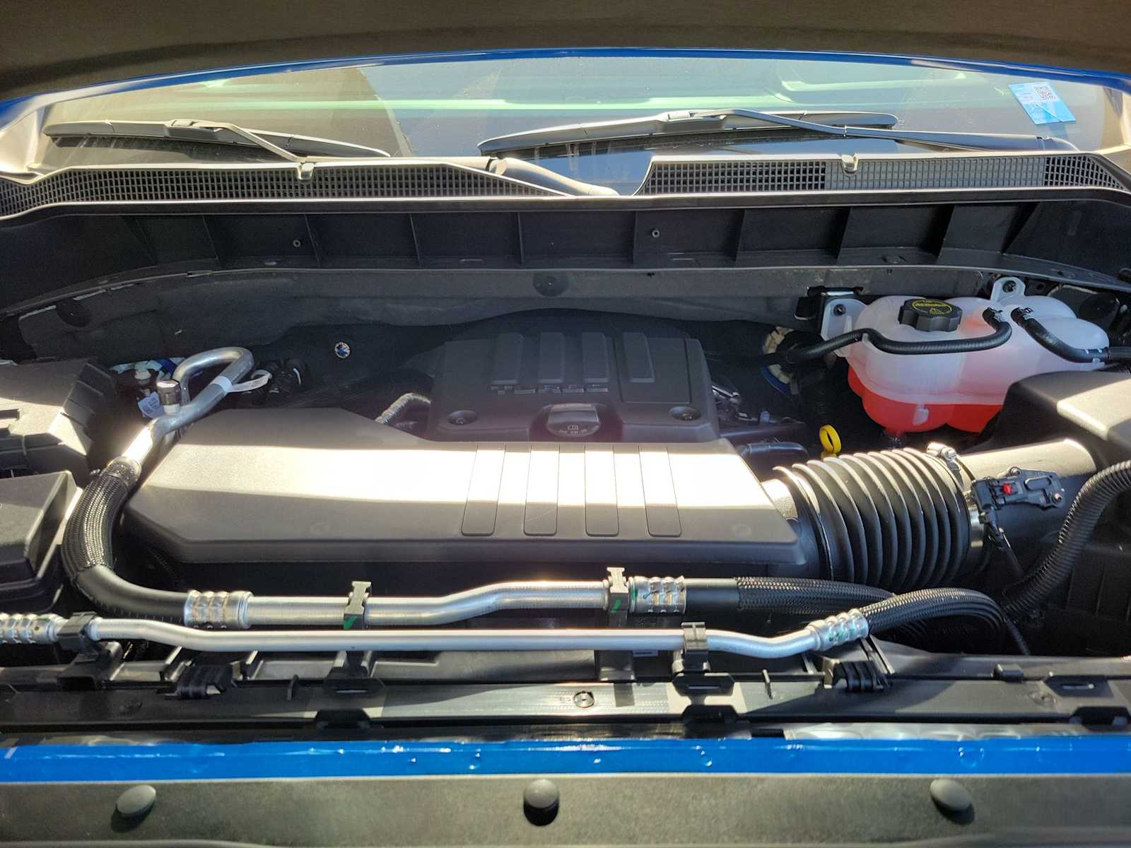 Thumbnail: 2026 Chevrolet Silverado 1500 - 9