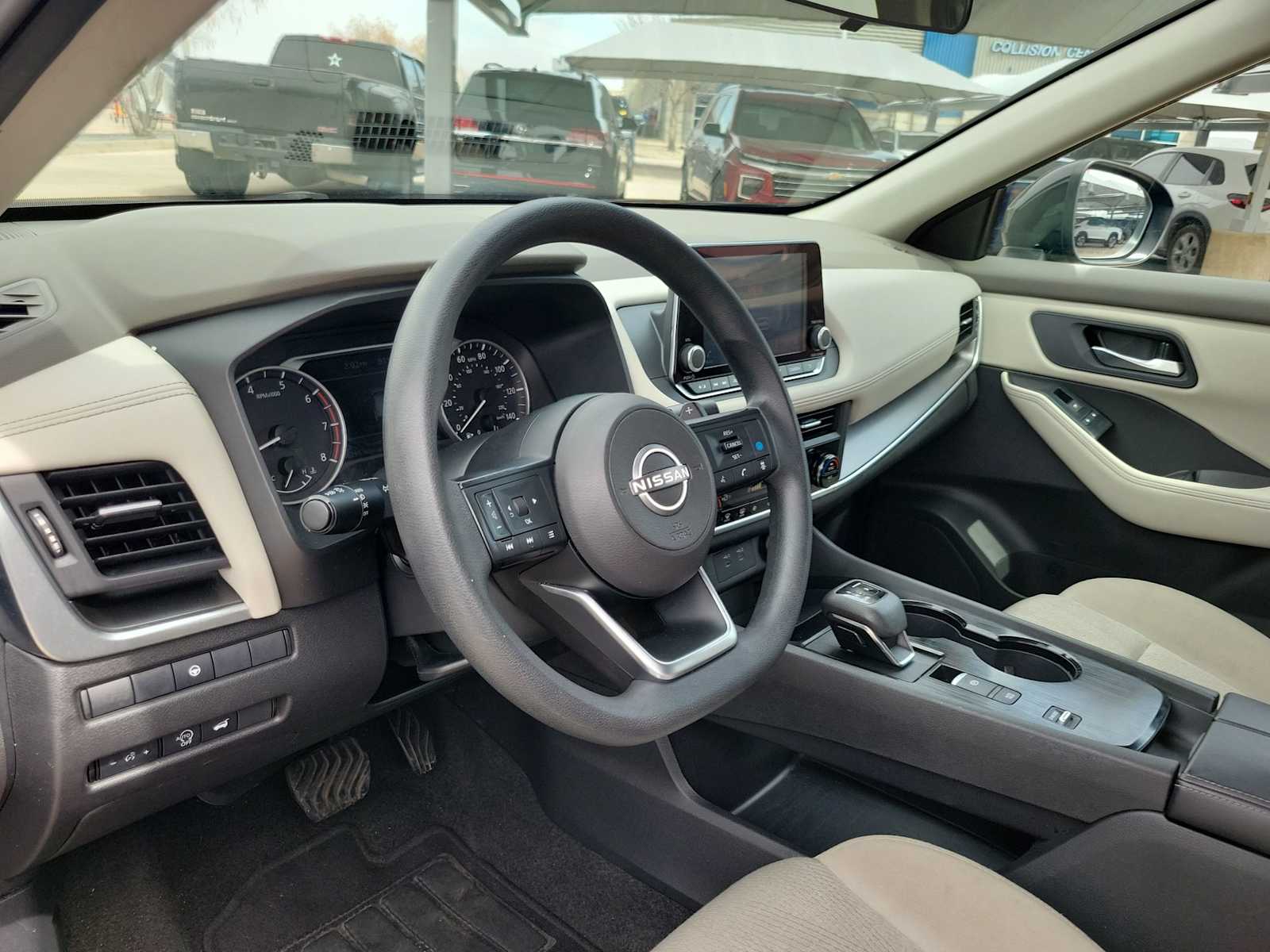 Thumbnail: 2024 Nissan Rogue - 2