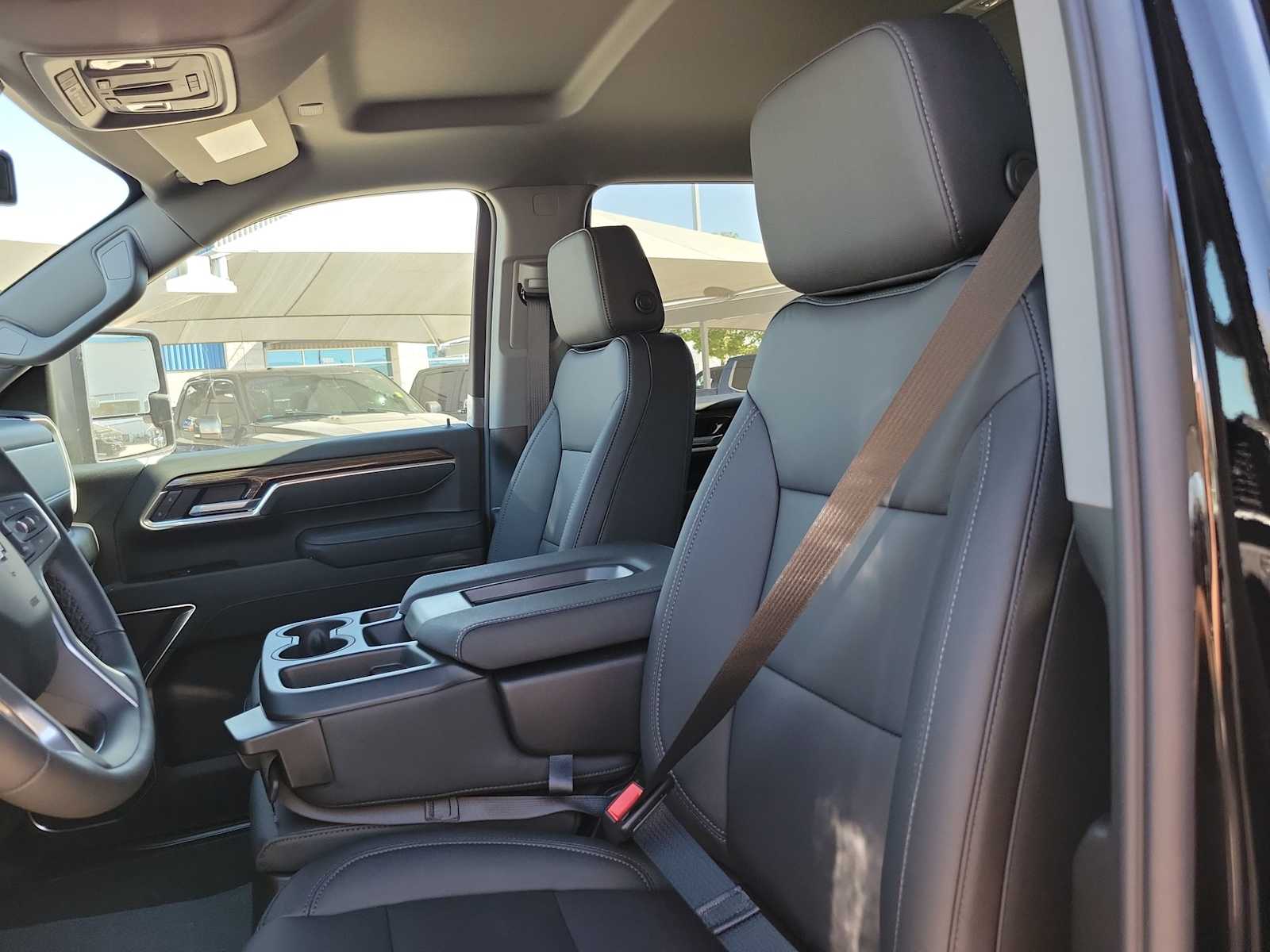 Thumbnail: 2026 Chevrolet Silverado 2500 - 11