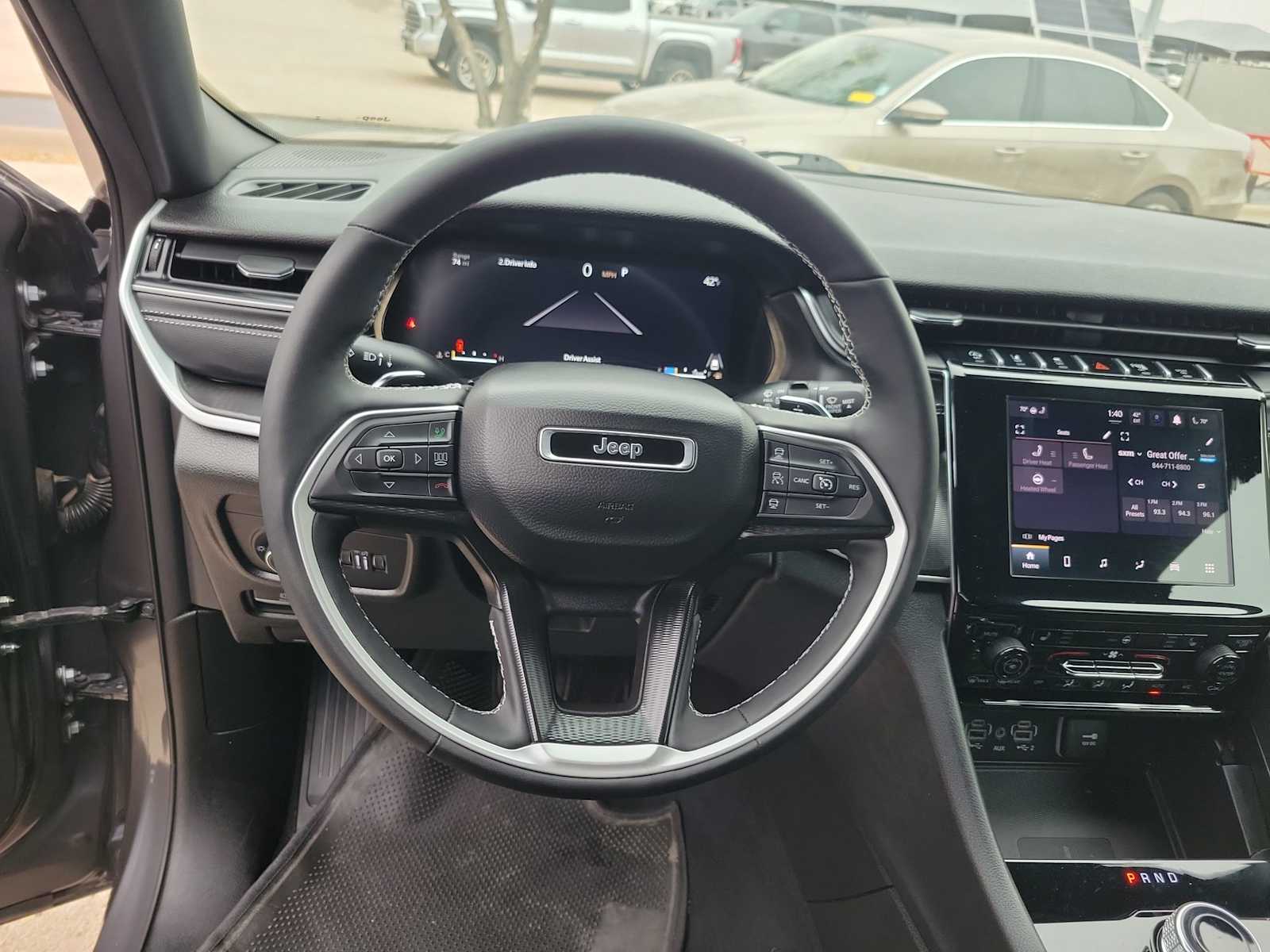 Thumbnail: 2025 Jeep Grand Cherokee L - 15