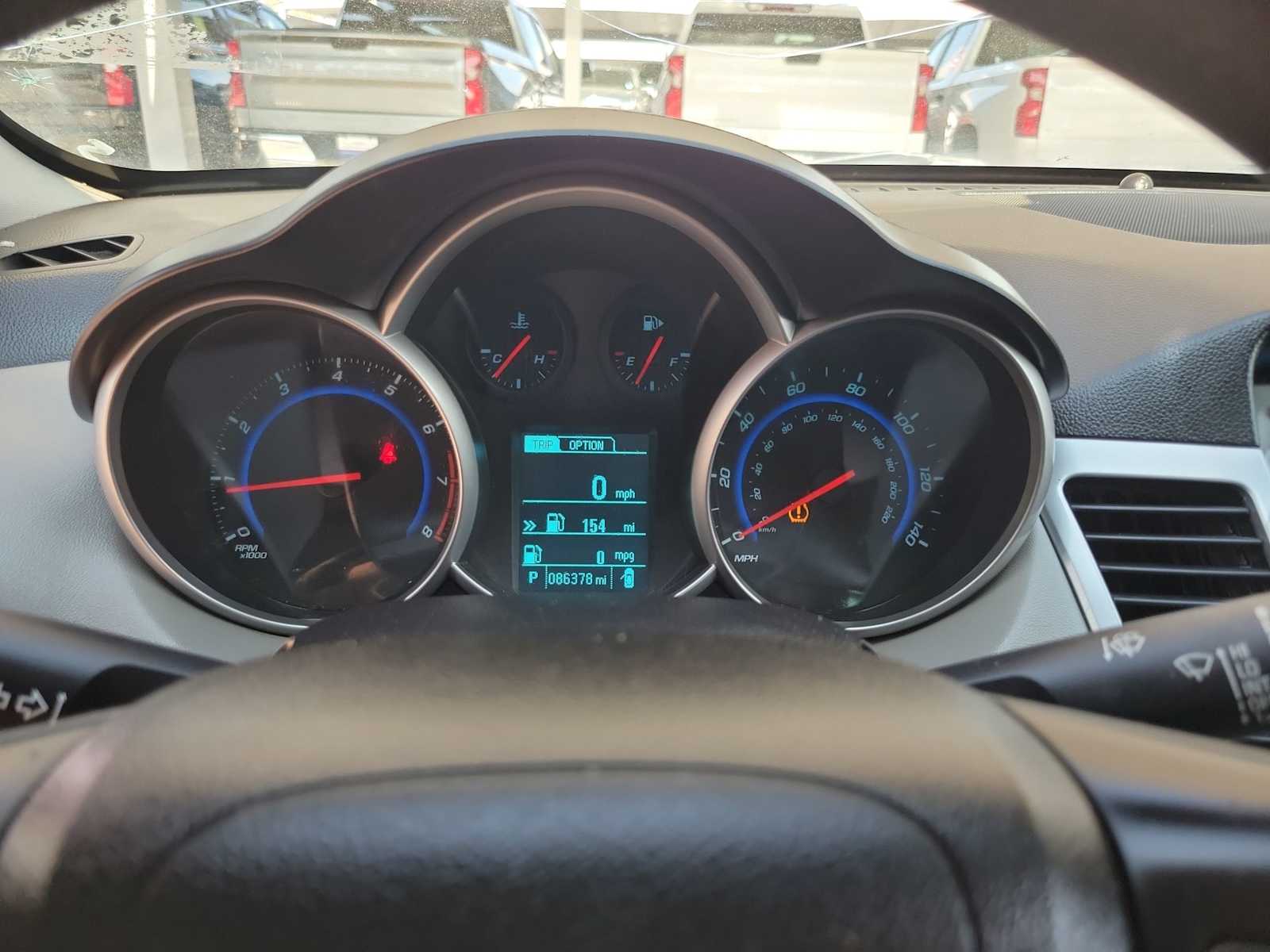 Thumbnail: 2016 Chevrolet Cruze - 18
