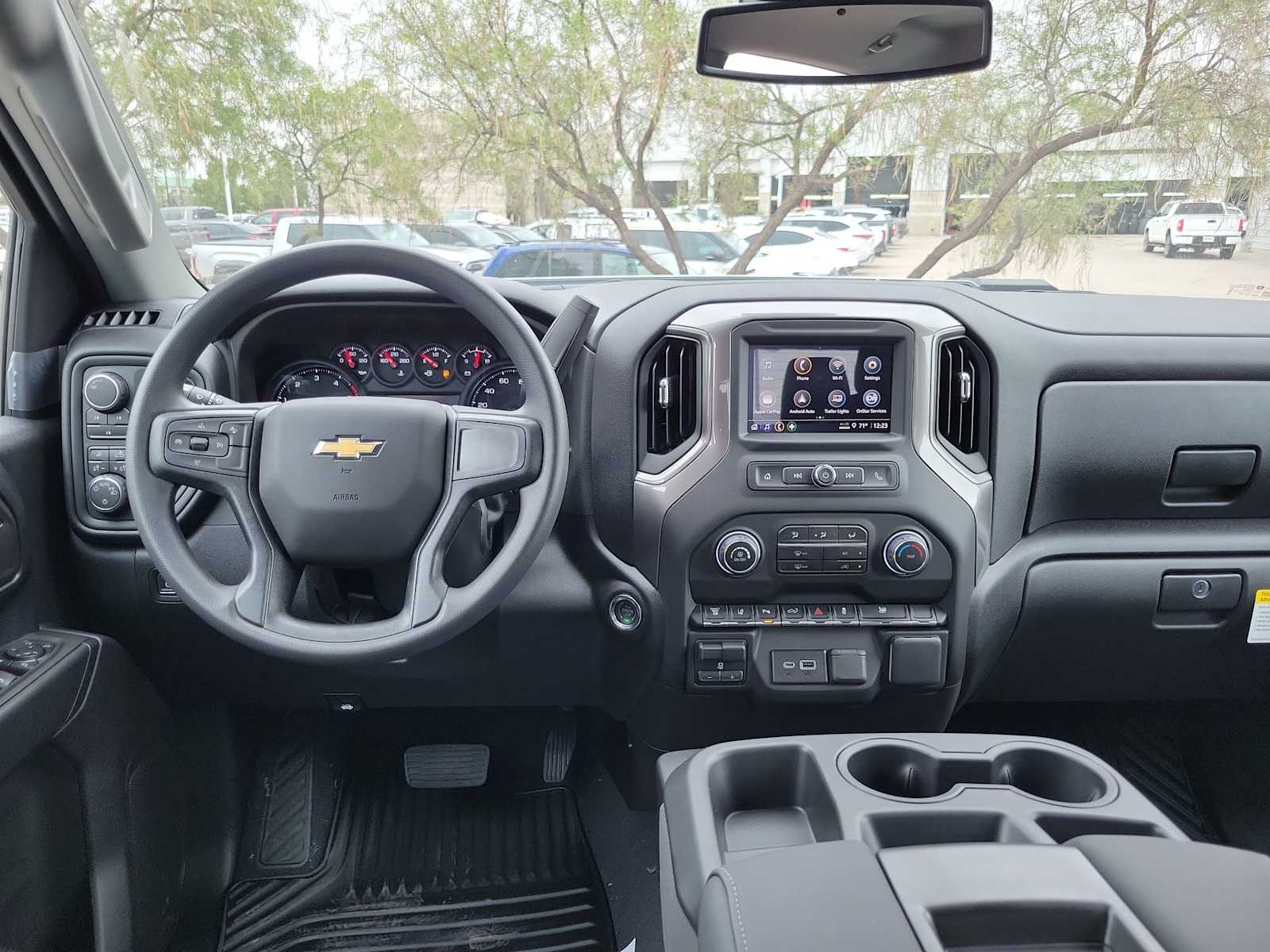 Thumbnail: 2026 Chevrolet Silverado 2500 - 10