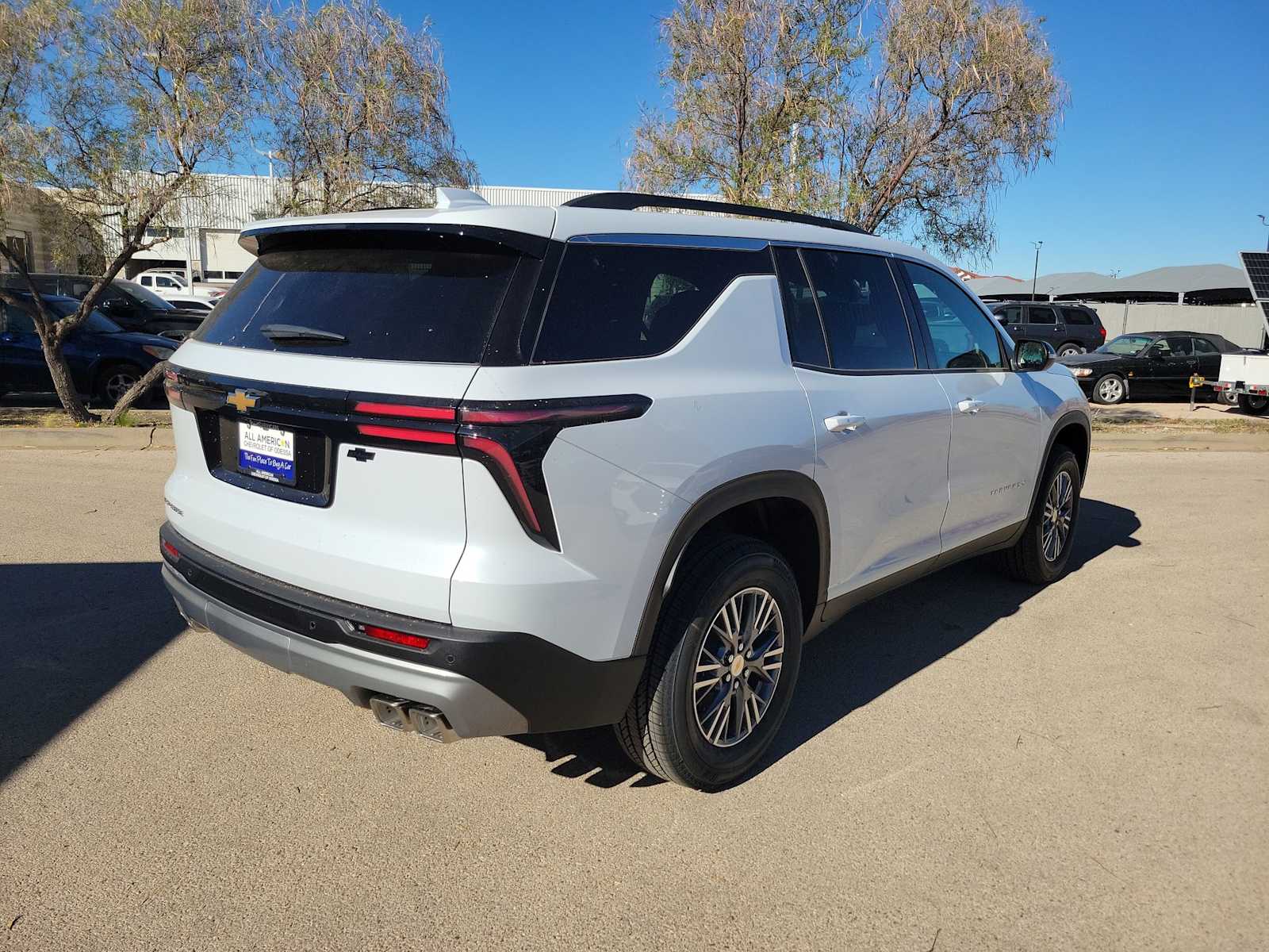 Thumbnail: 2026 Chevrolet Traverse - 8