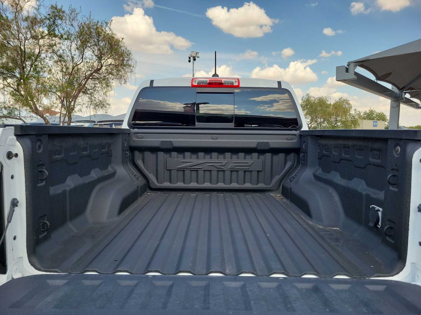 Thumbnail: 2023 Chevrolet Colorado - 19