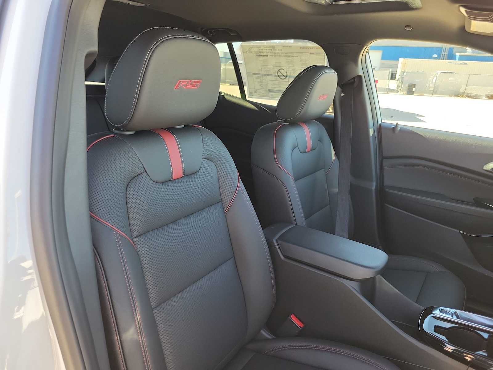 Thumbnail: 2026 Chevrolet Trax - 14