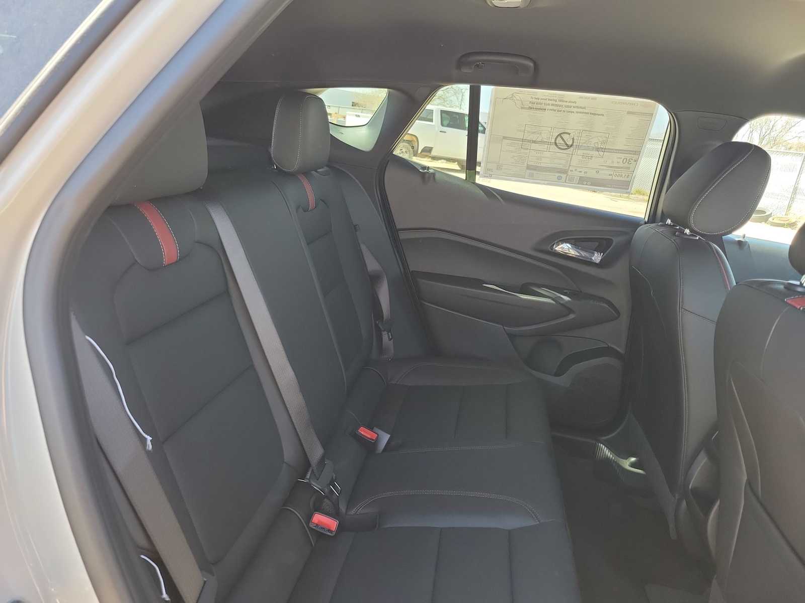 Thumbnail: 2026 Chevrolet Trax - 9