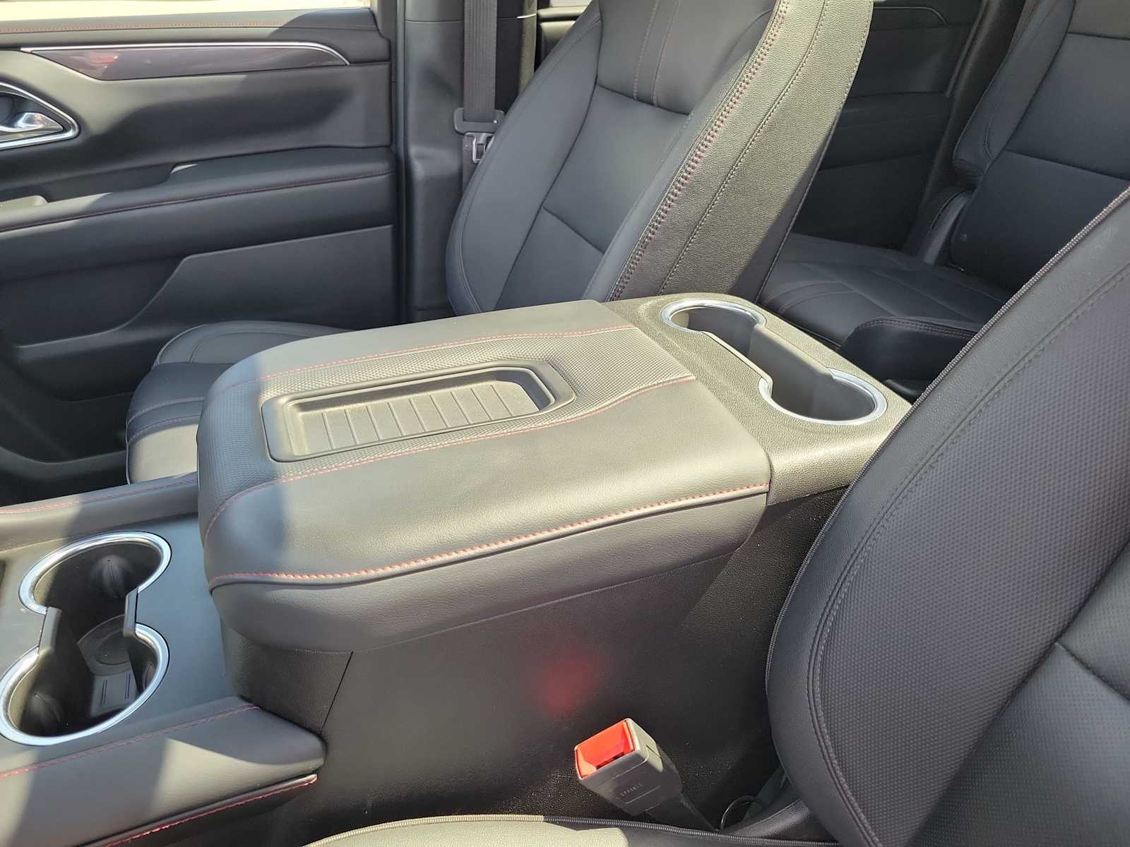 Thumbnail: 2023 Chevrolet Suburban - 12