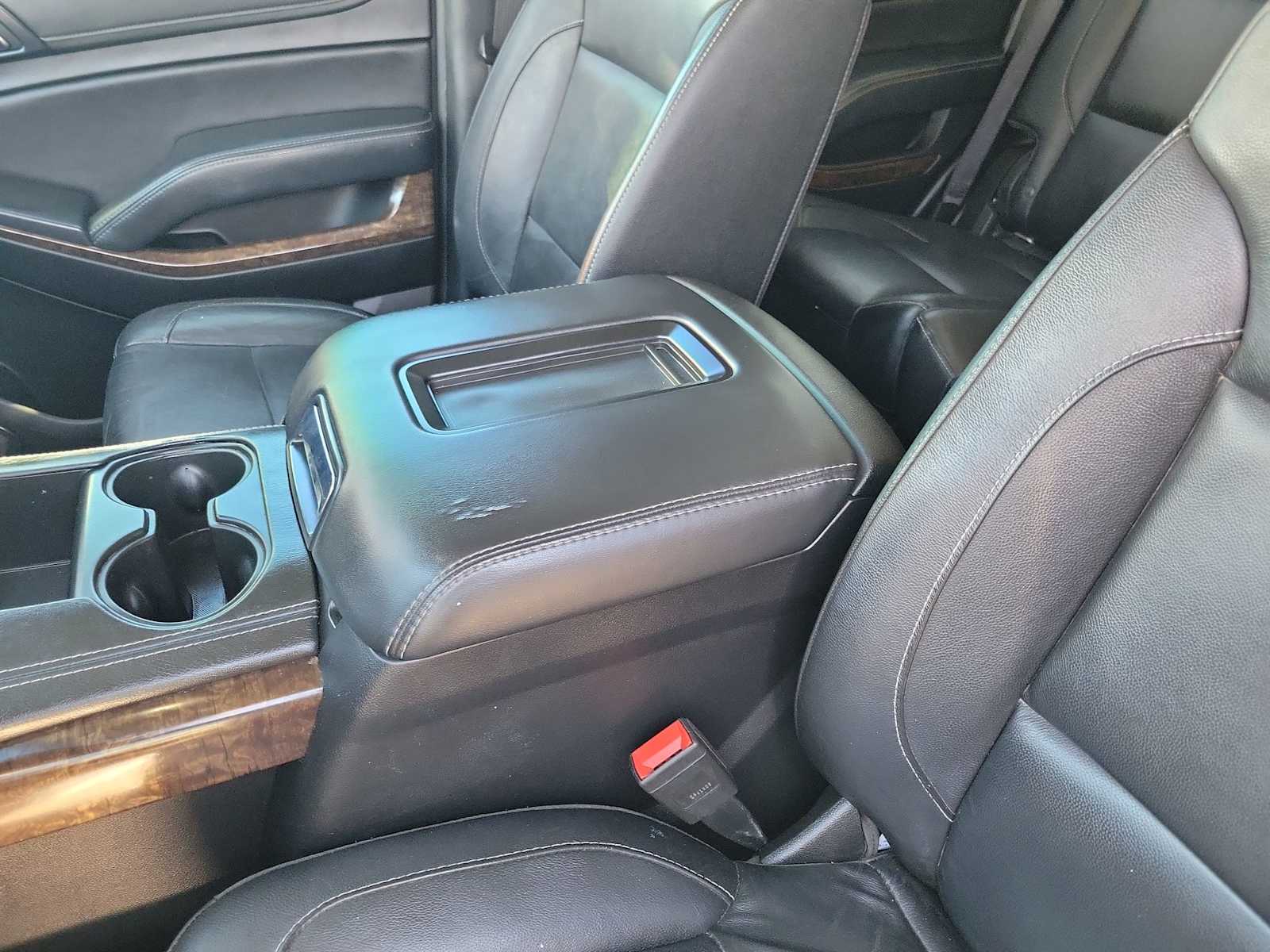 Thumbnail: 2020 Chevrolet Tahoe - 16