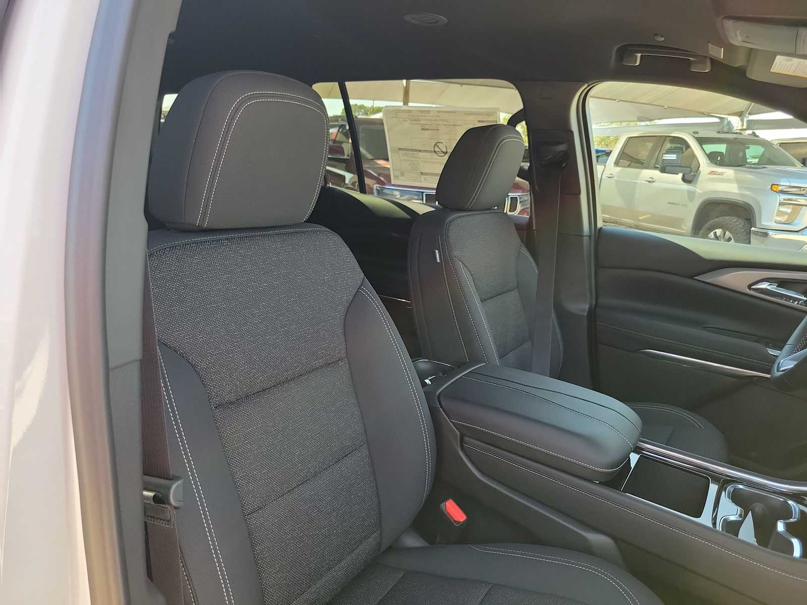 Thumbnail: 2026 Chevrolet Traverse - 14