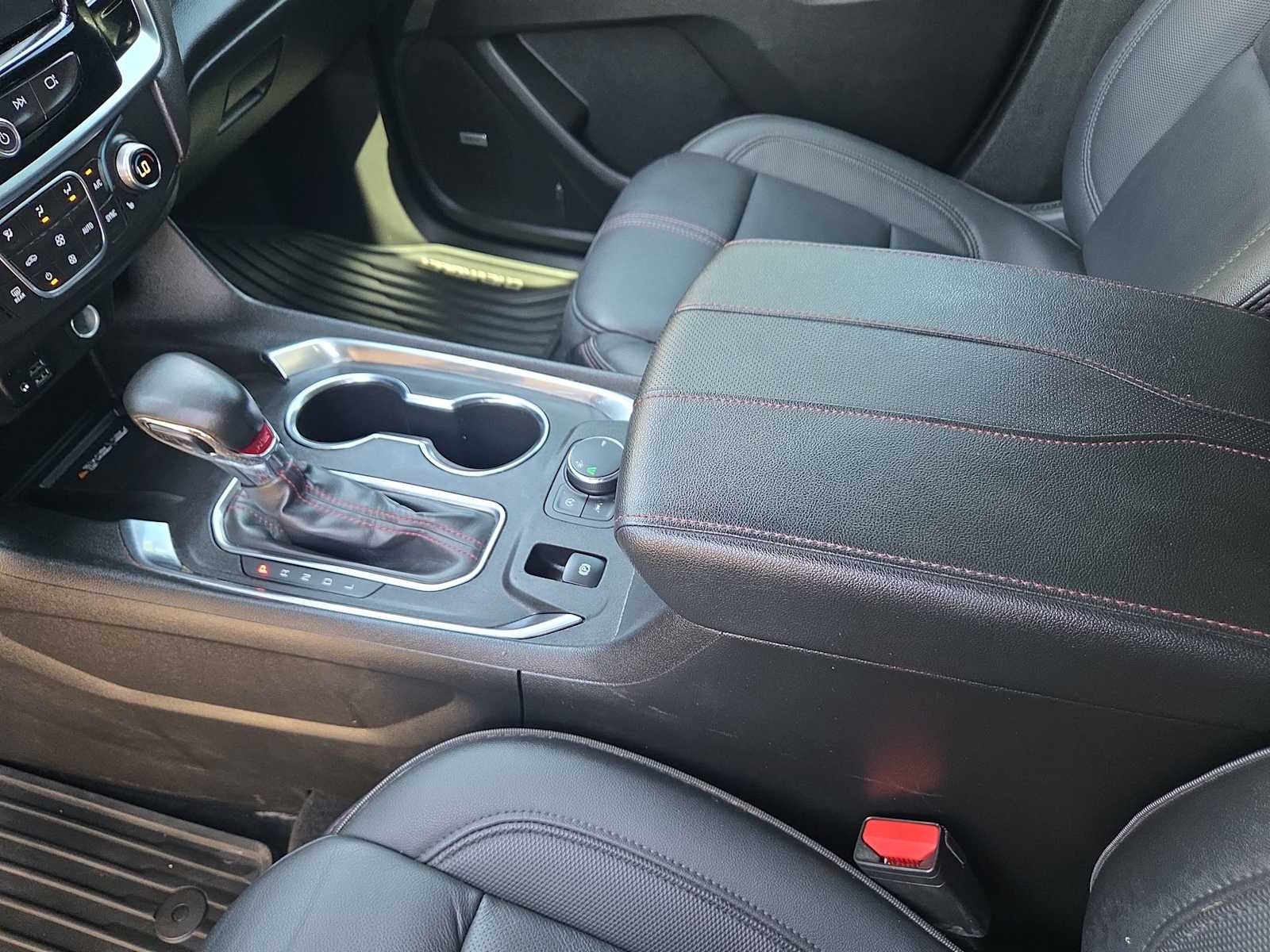 Thumbnail: 2023 Chevrolet Traverse - 20