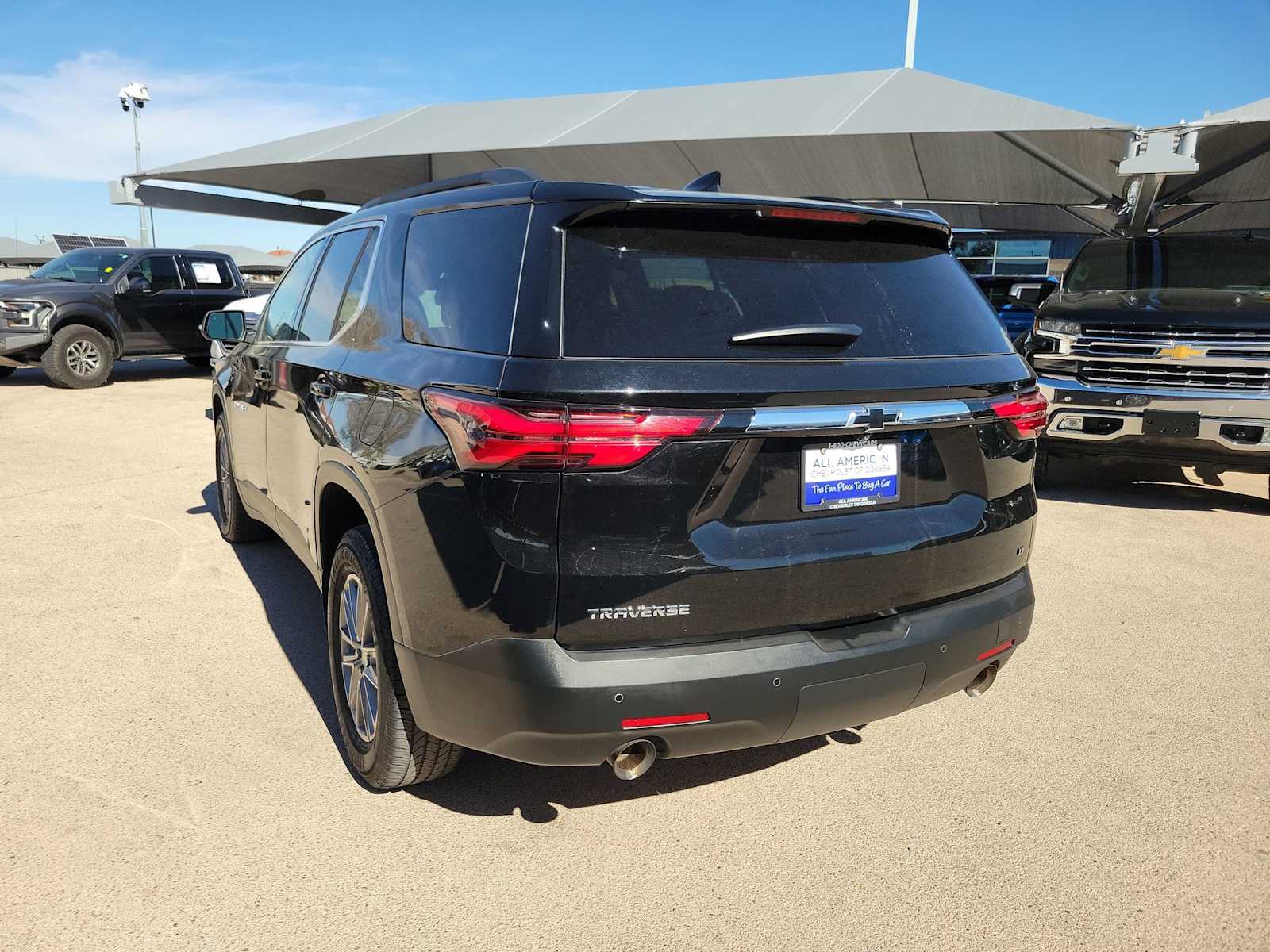 Thumbnail: 2022 Chevrolet Traverse - 4