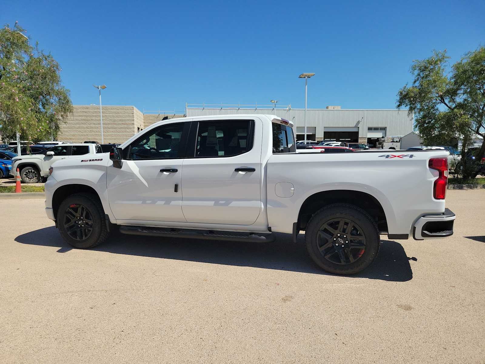 Thumbnail: 2026 Chevrolet Silverado 1500 - 3