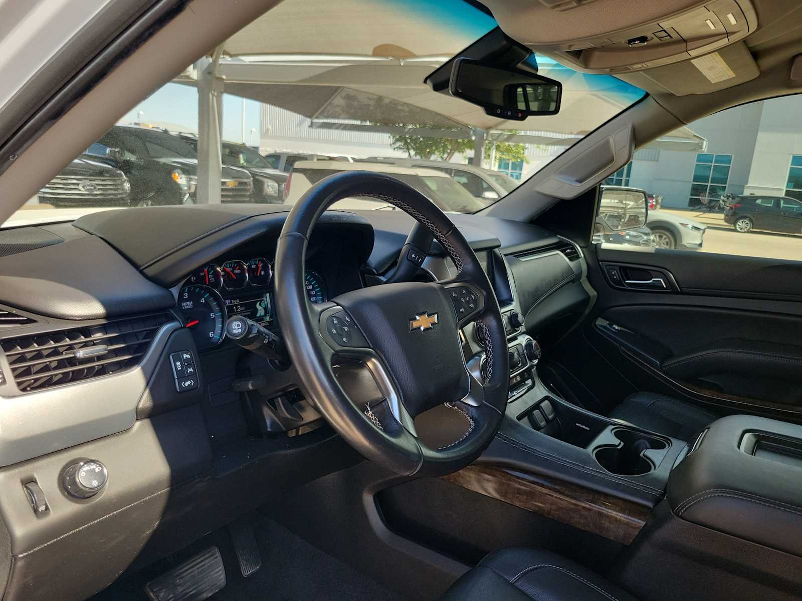 Thumbnail: 2020 Chevrolet Tahoe - 10