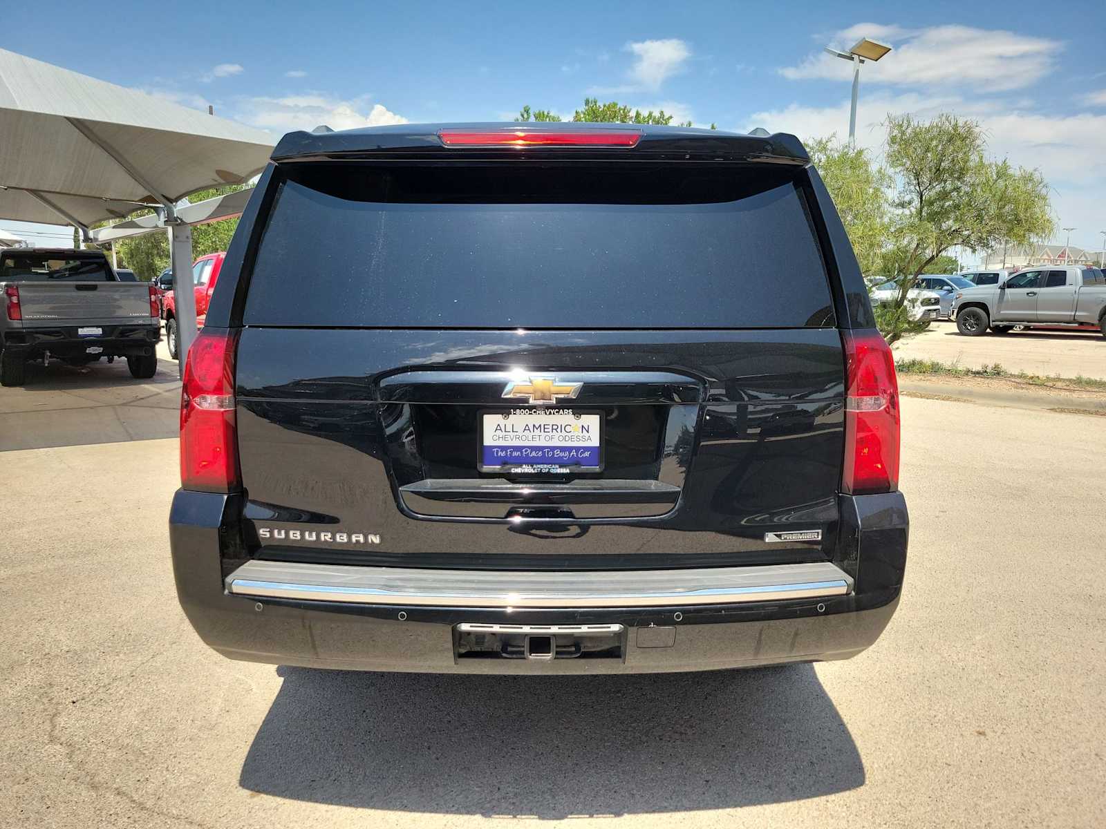 Thumbnail: 2017 Chevrolet Suburban - 5