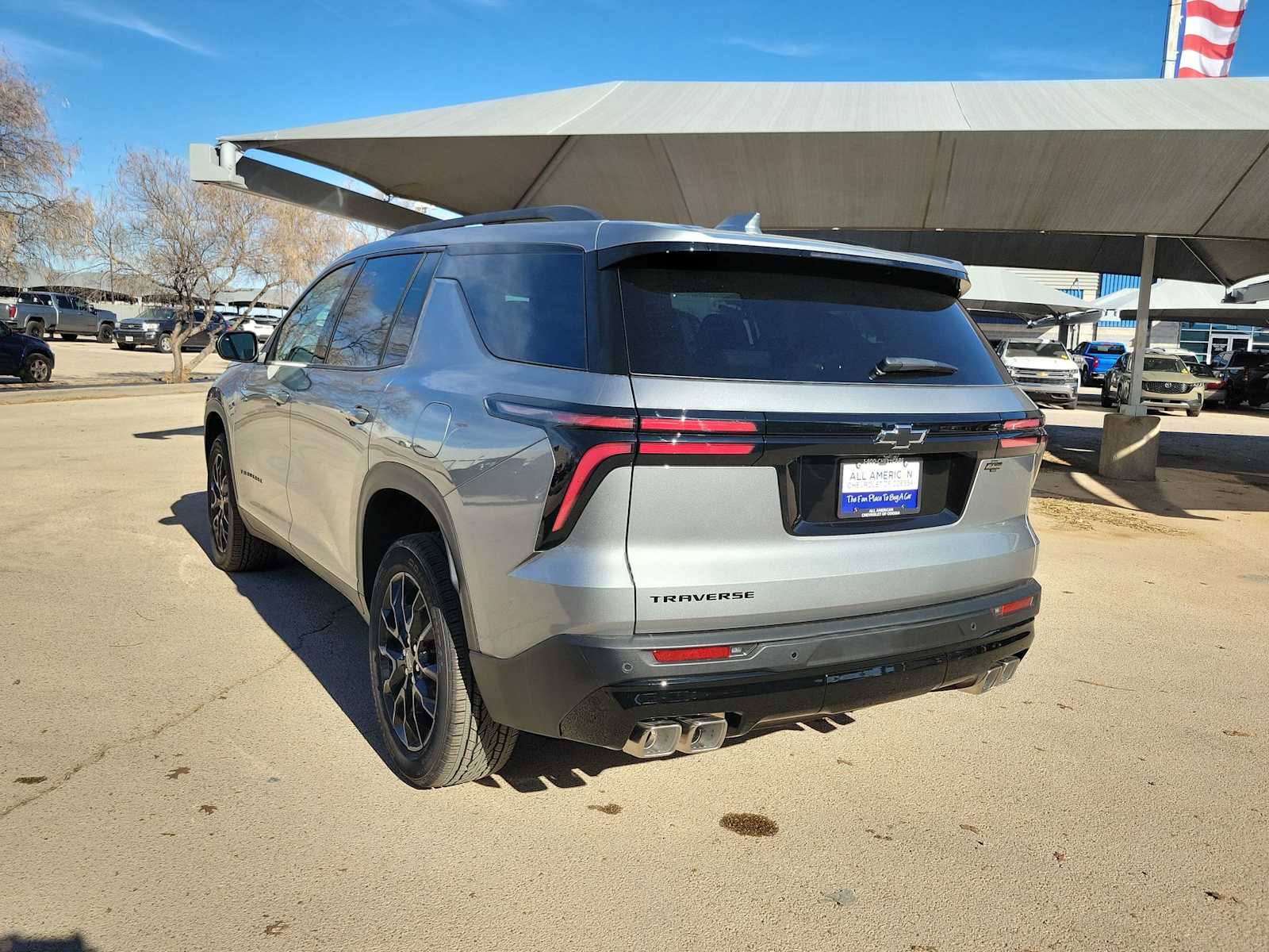 Thumbnail: 2026 Chevrolet Traverse - 4