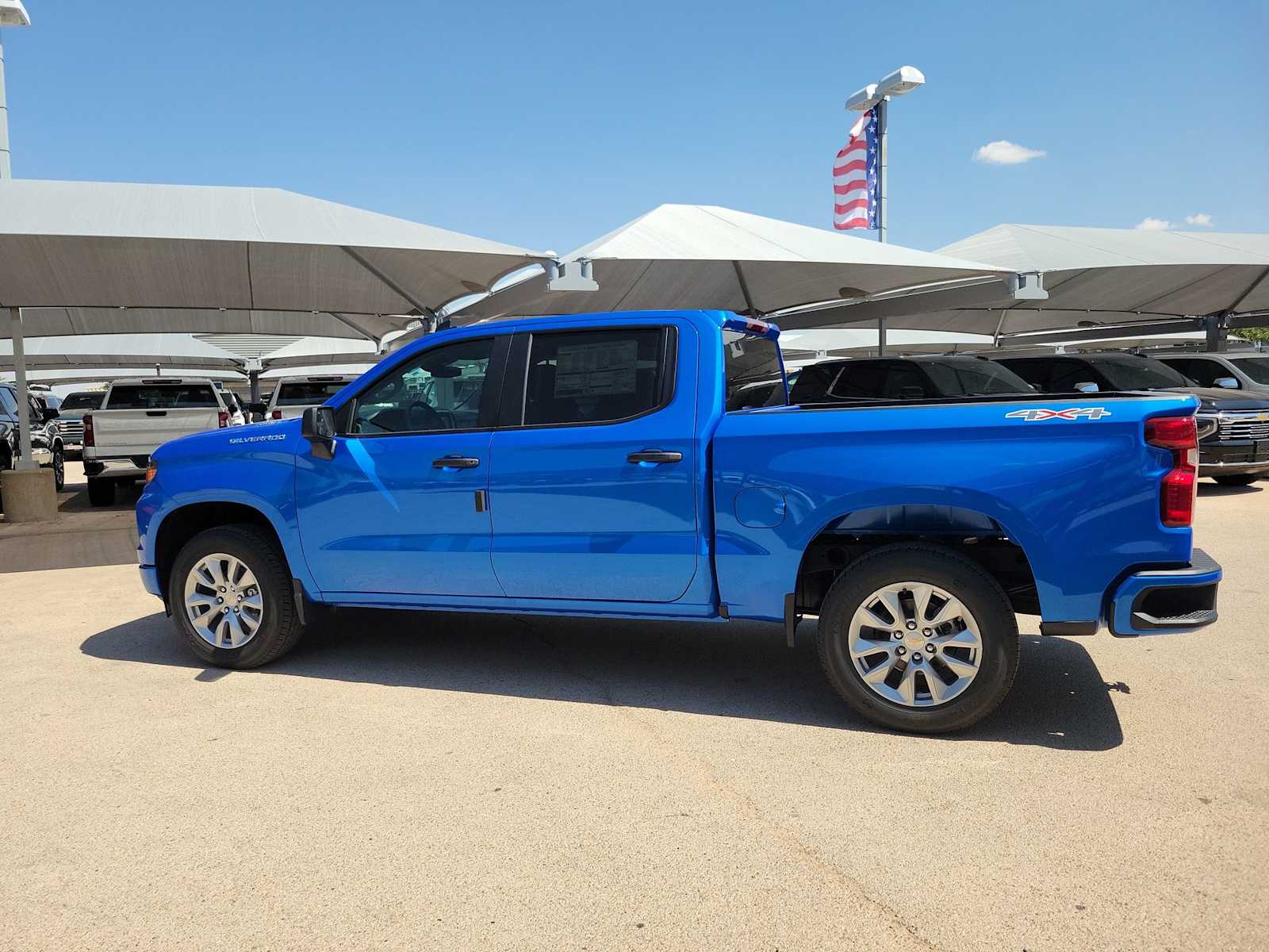 Thumbnail: 2026 Chevrolet Silverado 1500 - 3