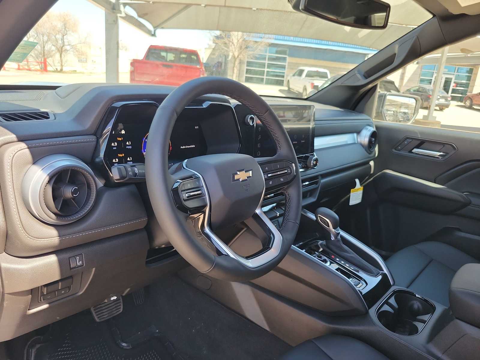 Thumbnail: 2026 Chevrolet Colorado - 10