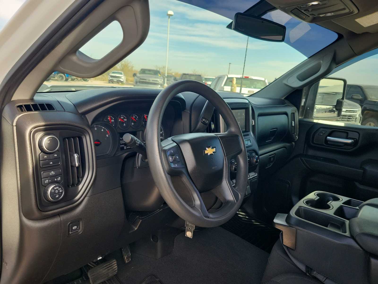 Thumbnail: 2022 Chevrolet Silverado 2500 - 2