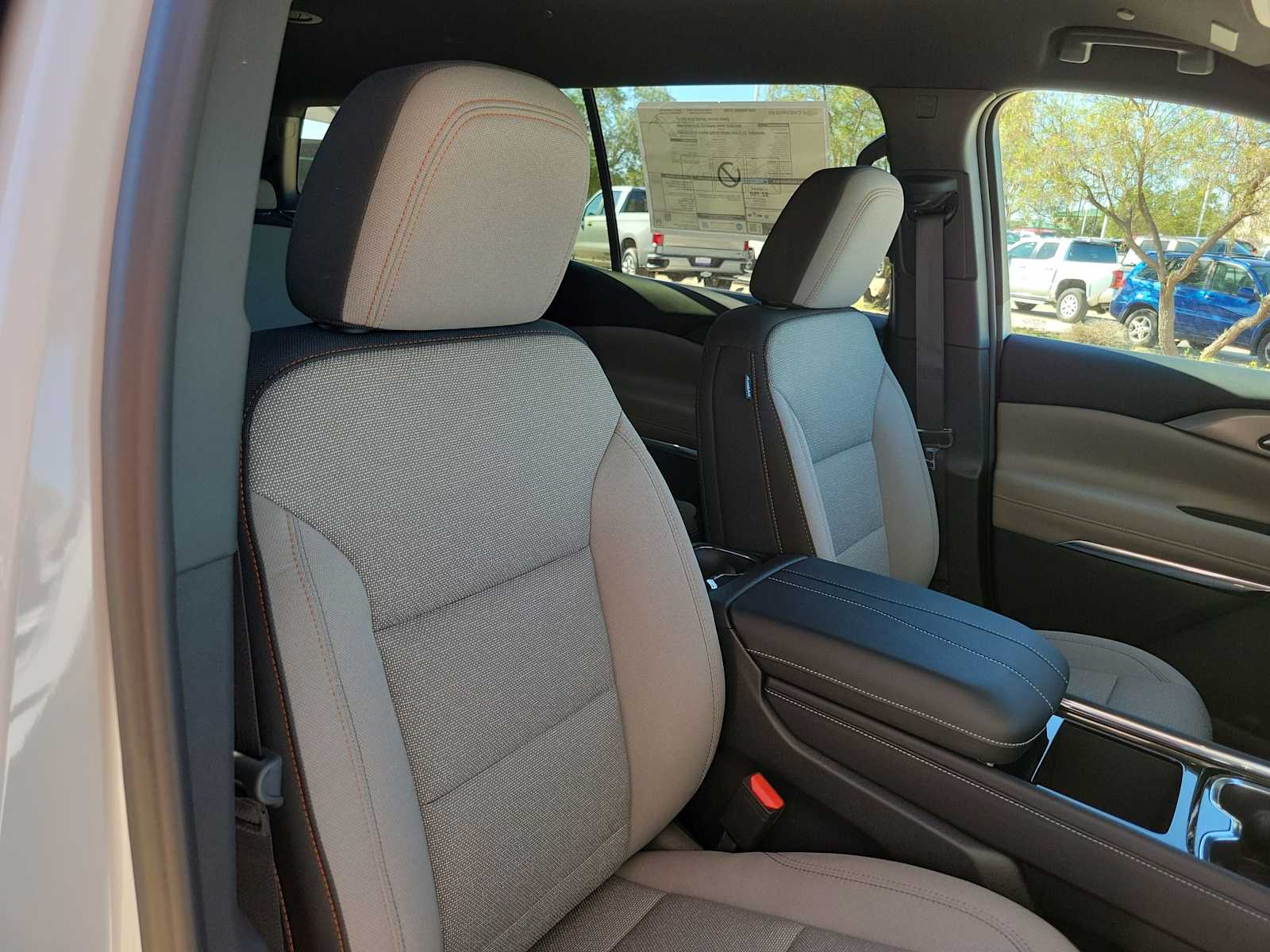 Thumbnail: 2026 Chevrolet Traverse - 14