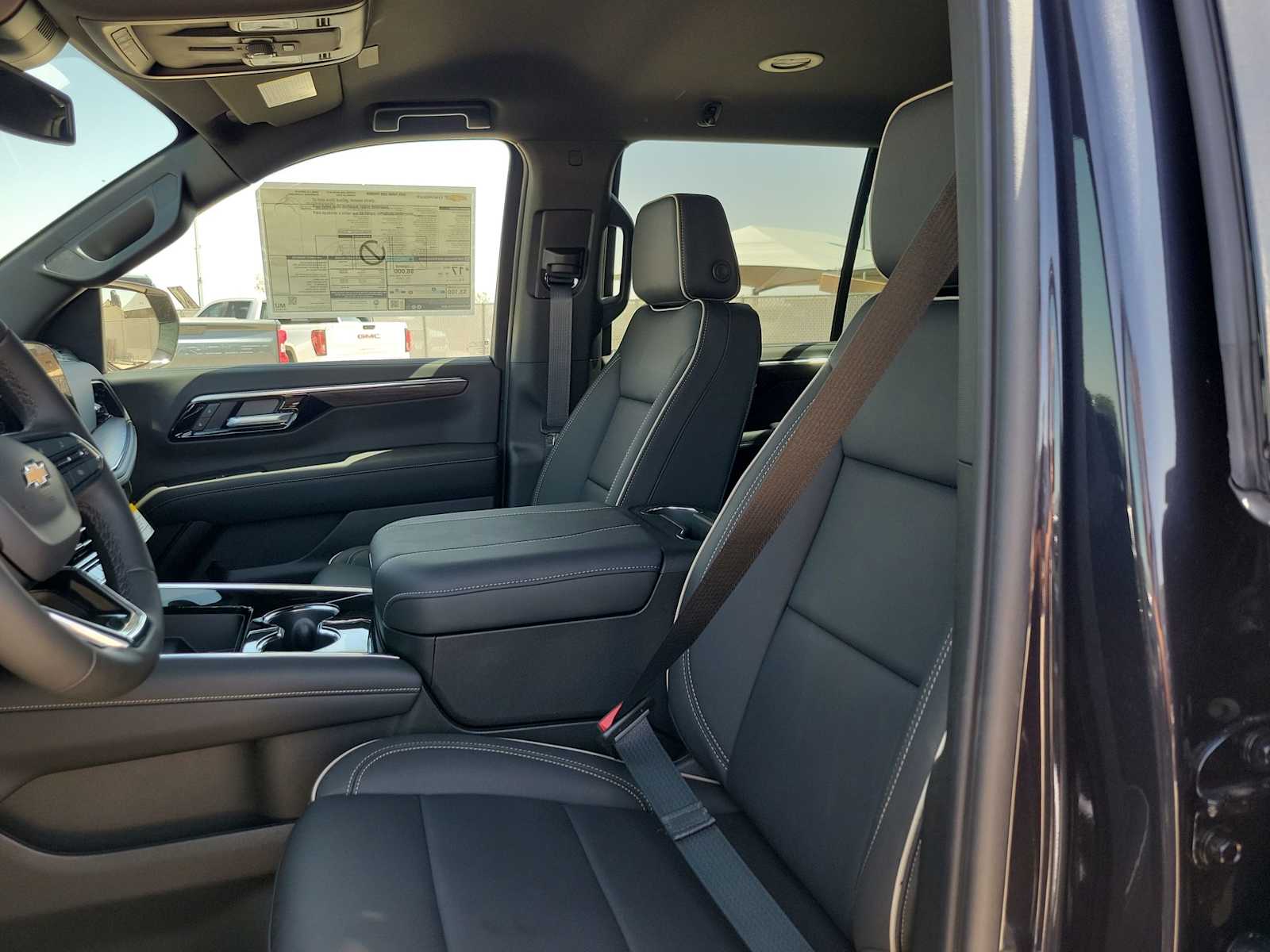Thumbnail: 2025 Chevrolet Tahoe - 11