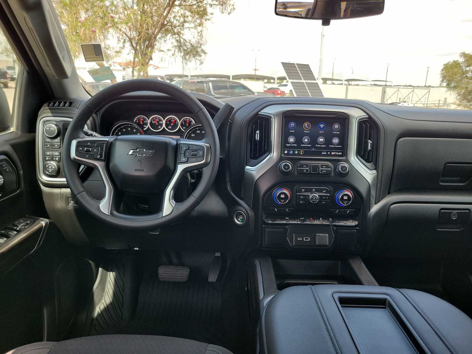 Thumbnail: 2022 Chevrolet Silverado 1500 - 10