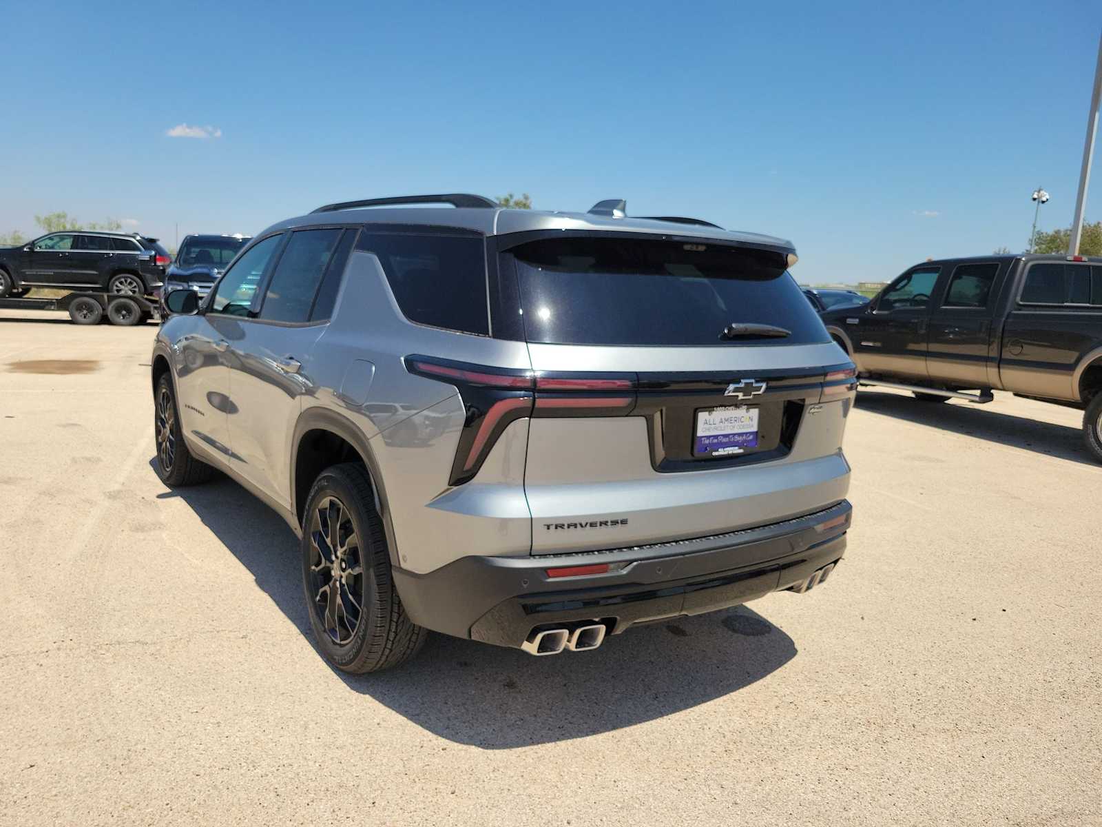 Thumbnail: 2026 Chevrolet Traverse - 6
