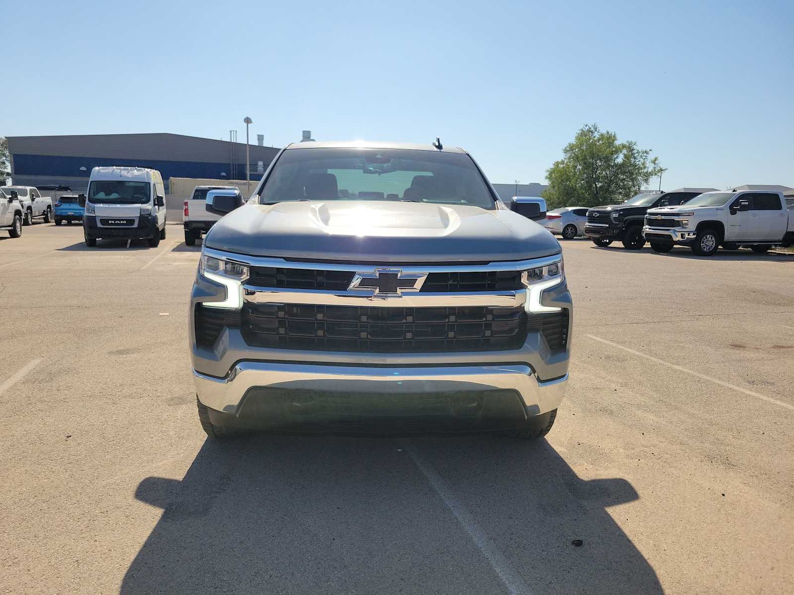 Thumbnail: 2023 Chevrolet Silverado 1500 - 3