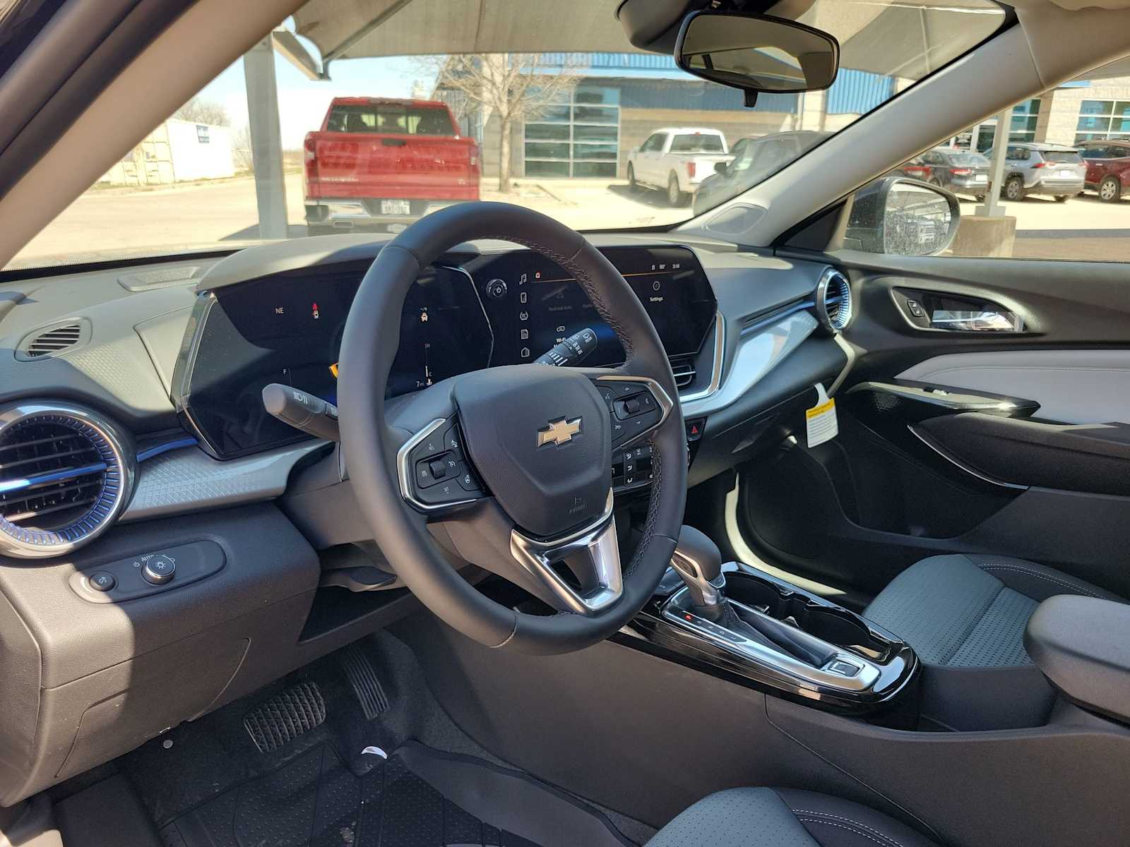 Thumbnail: 2026 Chevrolet Trax - 10