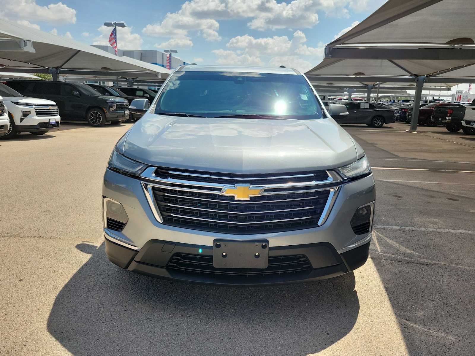 Thumbnail: 2023 Chevrolet Traverse - 6