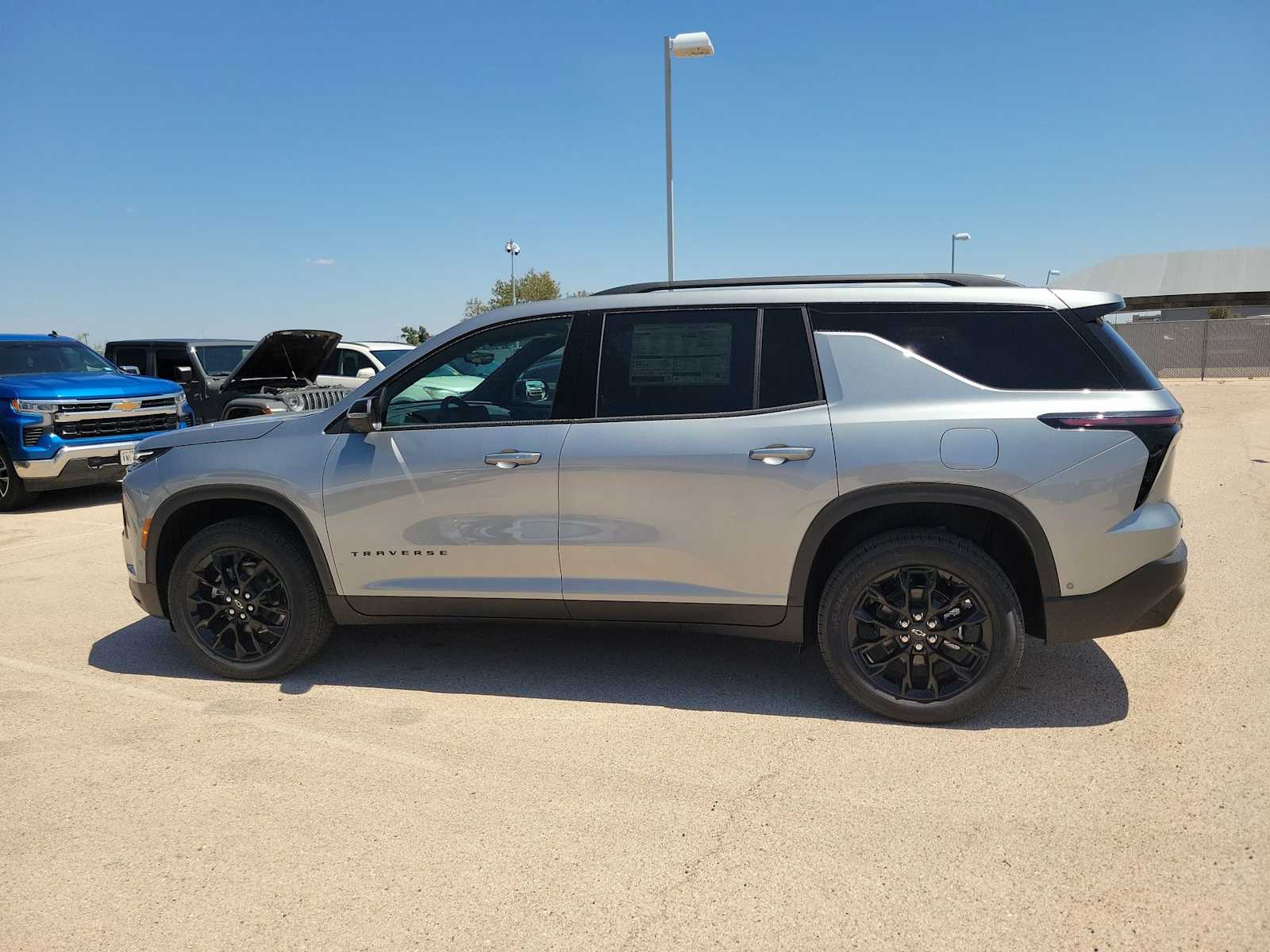 Thumbnail: 2026 Chevrolet Traverse - 5