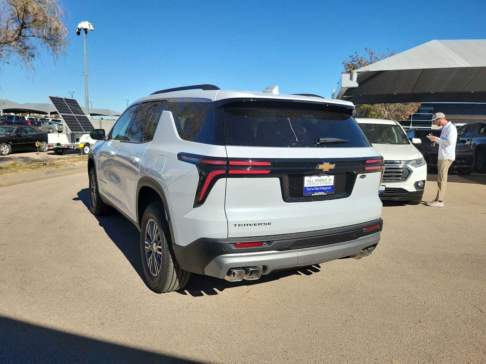 Thumbnail: 2026 Chevrolet Traverse - 6
