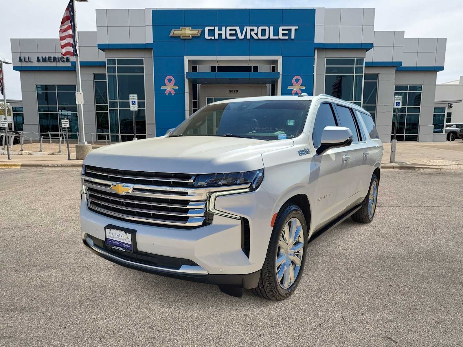 Thumbnail: 2022 Chevrolet Suburban - 1
