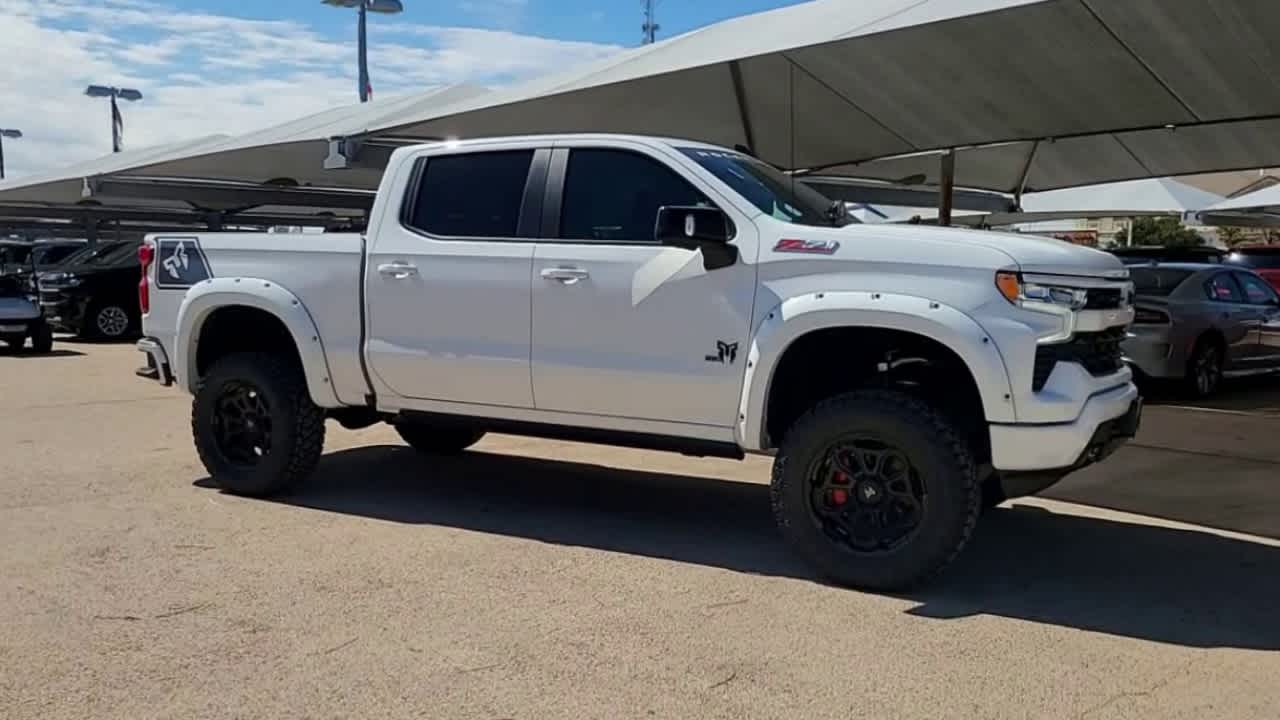 Thumbnail: 2025 Chevrolet Silverado 1500 - 3